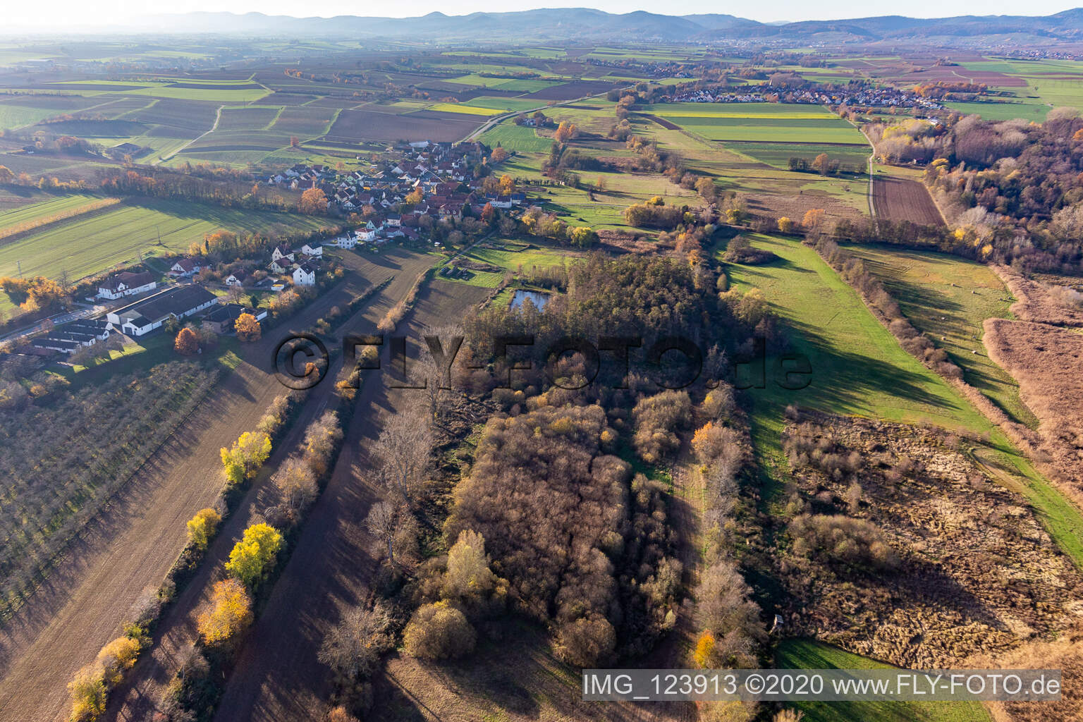 Aerial photograpy of Billigheimer Bruch, Erlenbachtal between Barbelroth, Hergersweiler and Winden in Winden in the state Rhineland-Palatinate, Germany
