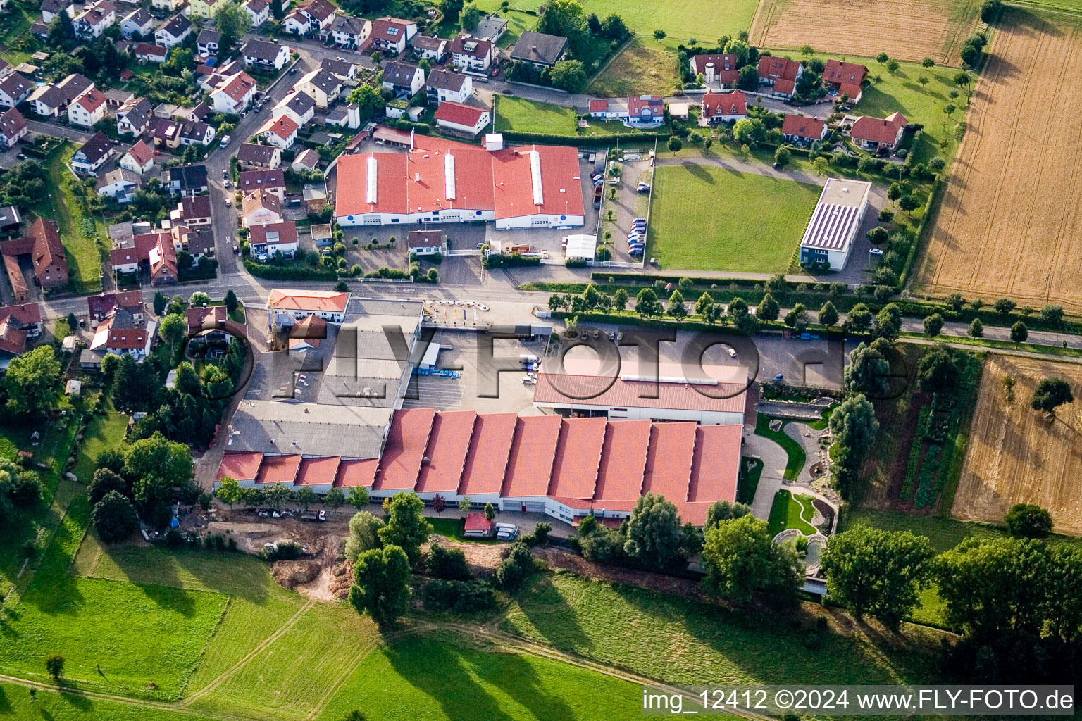 Bird's eye view of Vogelsitze GmbH, Kleinsteinbacherstrasse 44 in the district Stupferich in Karlsruhe in the state Baden-Wuerttemberg, Germany