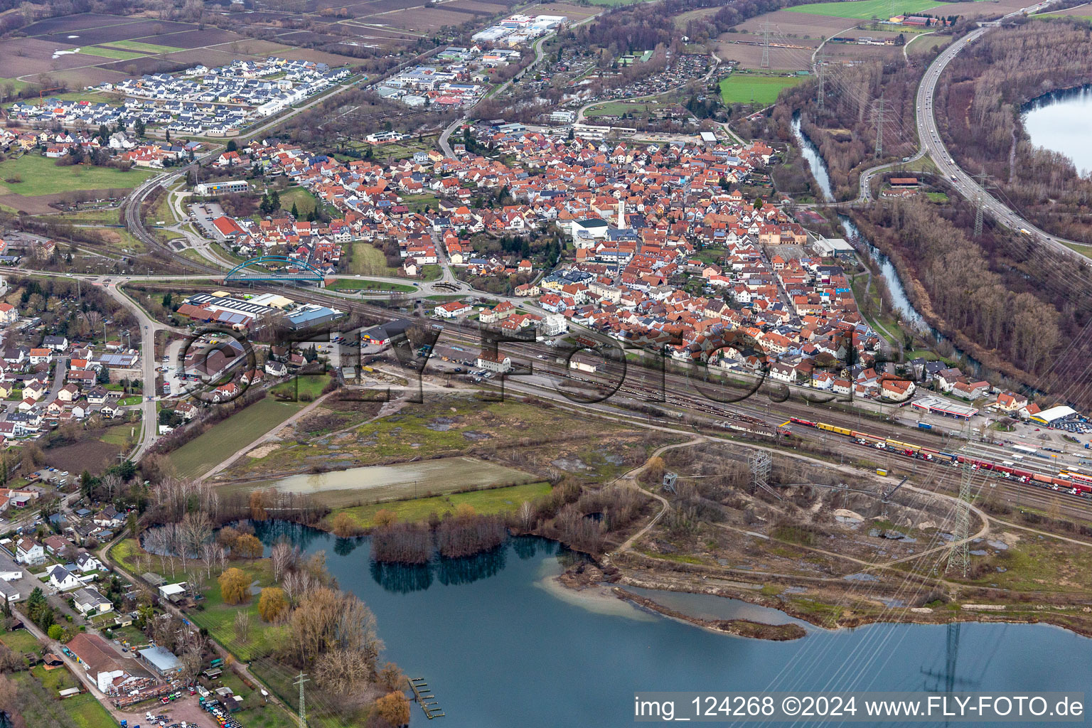 Alt-Wörth behind the train station and Schäuffele Baggersse at the Wörther Kreuz in the district Maximiliansau in Wörth am Rhein in the state Rhineland-Palatinate, Germany