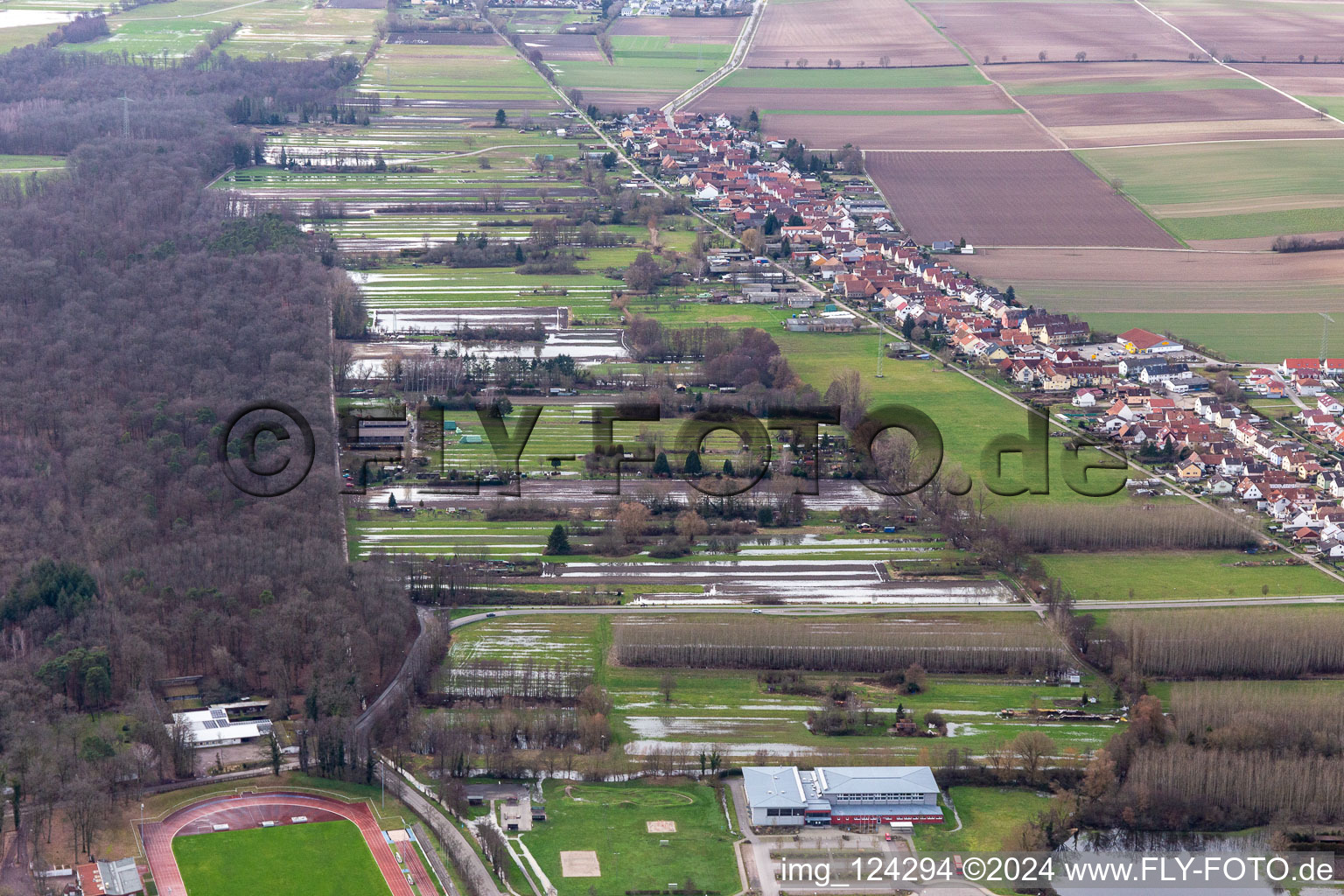 Land with flooded meadows between Floßgraben and Dörniggraben on Saarstr in Kandel in the state Rhineland-Palatinate, Germany