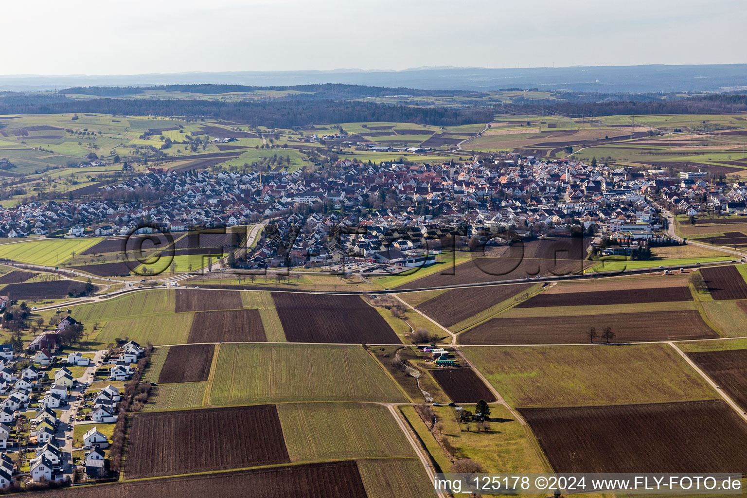 From the northwest in the district Kuppingen in Herrenberg in the state Baden-Wuerttemberg, Germany