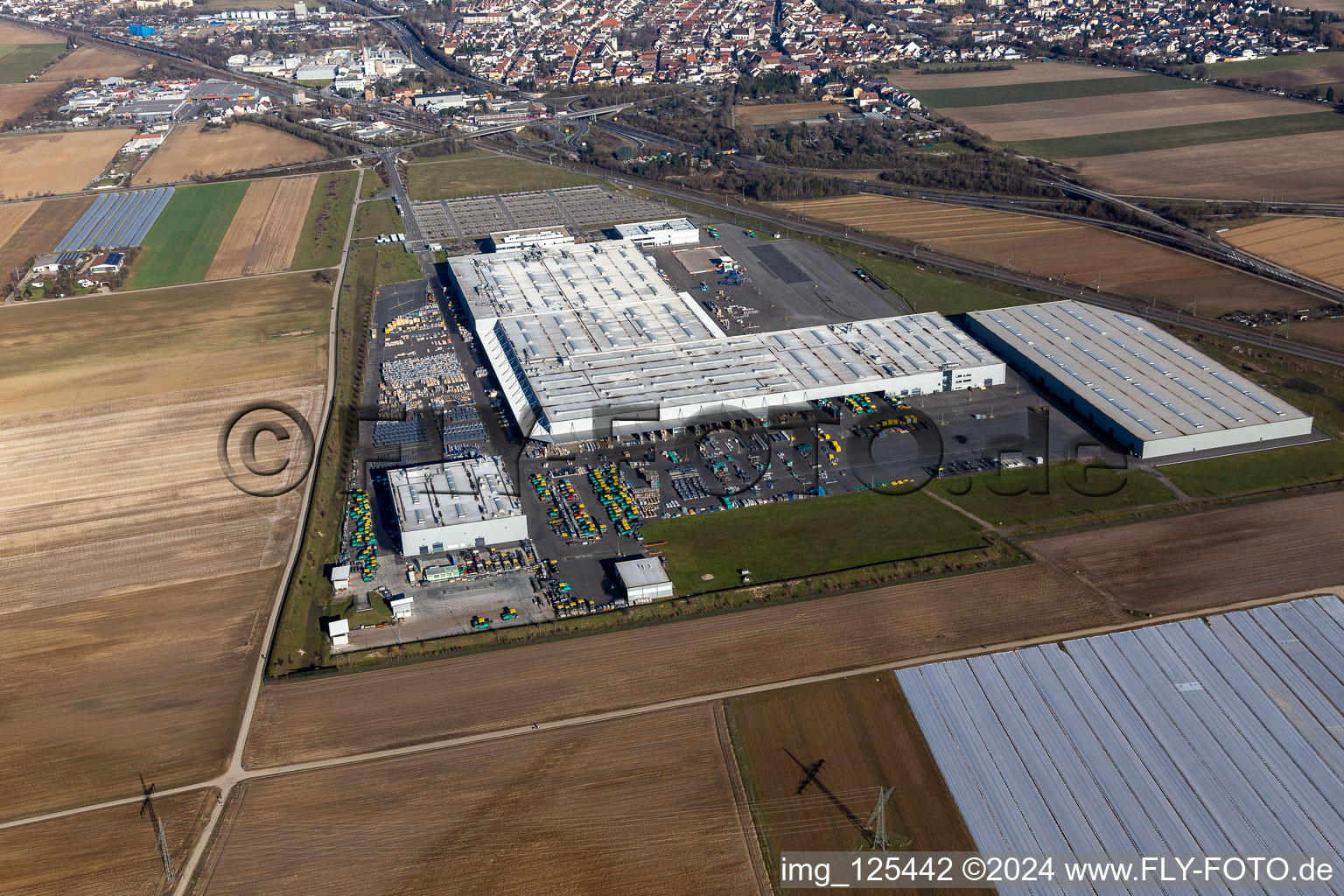 Buildings and production halls on the vehicle construction site of Joseph Voegele AG in the district Rheingoenheim in Ludwigshafen am Rhein in the state Rhineland-Palatinate, Germany