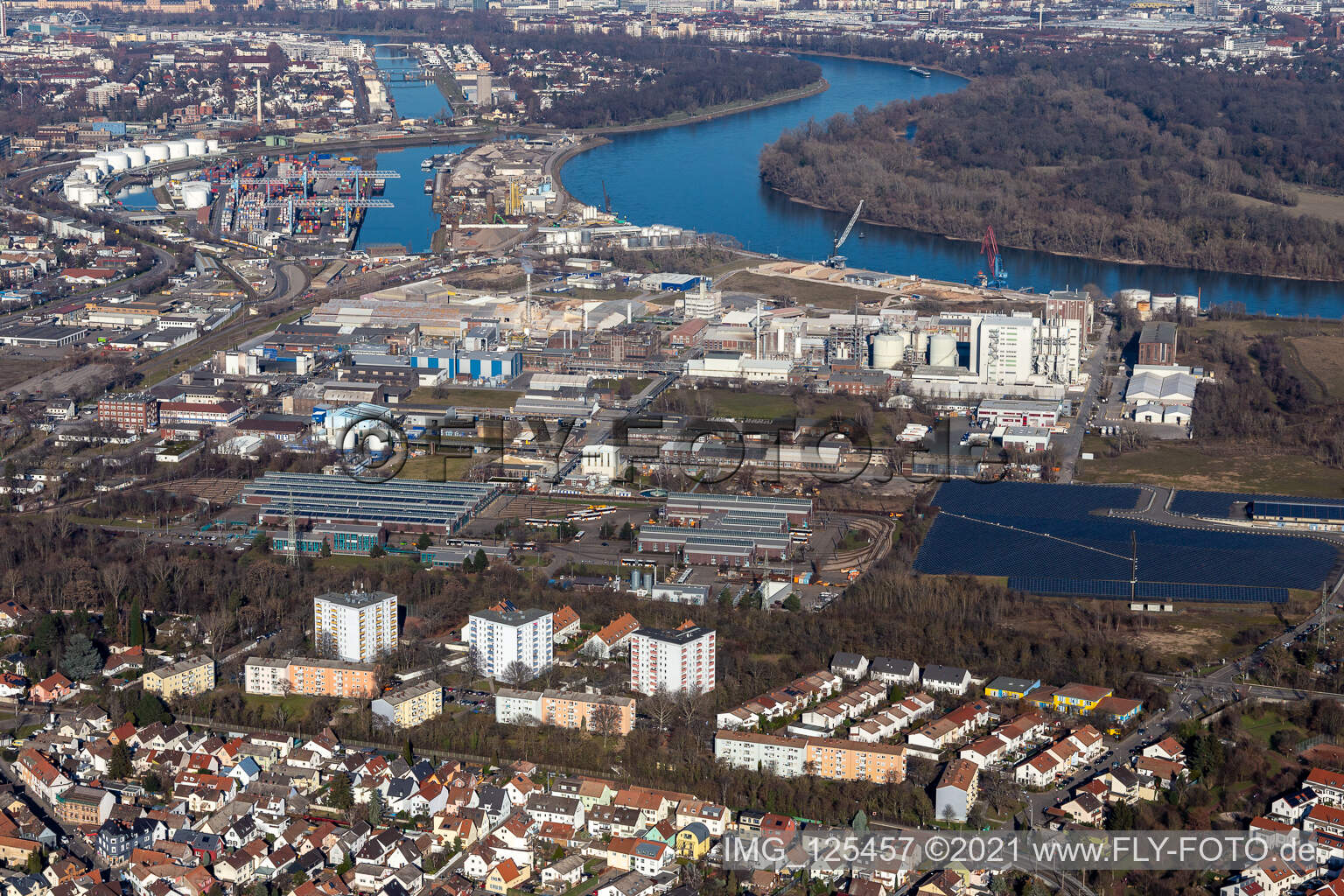 Industrial and commercial area in the district Rheingoenheim in Ludwigshafen am Rhein in the state Rhineland-Palatinate, Germany