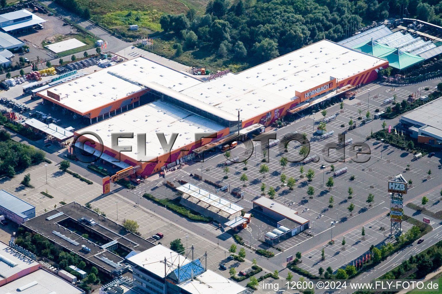 Aerial photograpy of Hornbach hardware store in the industrial area Bruchwiesenstr in Bornheim in the state Rhineland-Palatinate, Germany