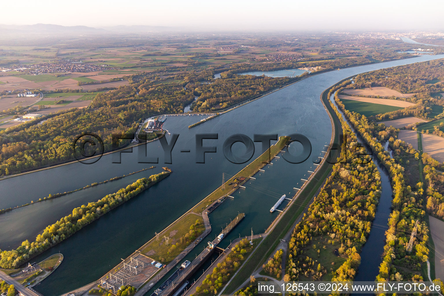 Centrale hydroelectric EDF de Gambsheim. Rhine lock Freistett in Gambsheim in the state Bas-Rhin, France