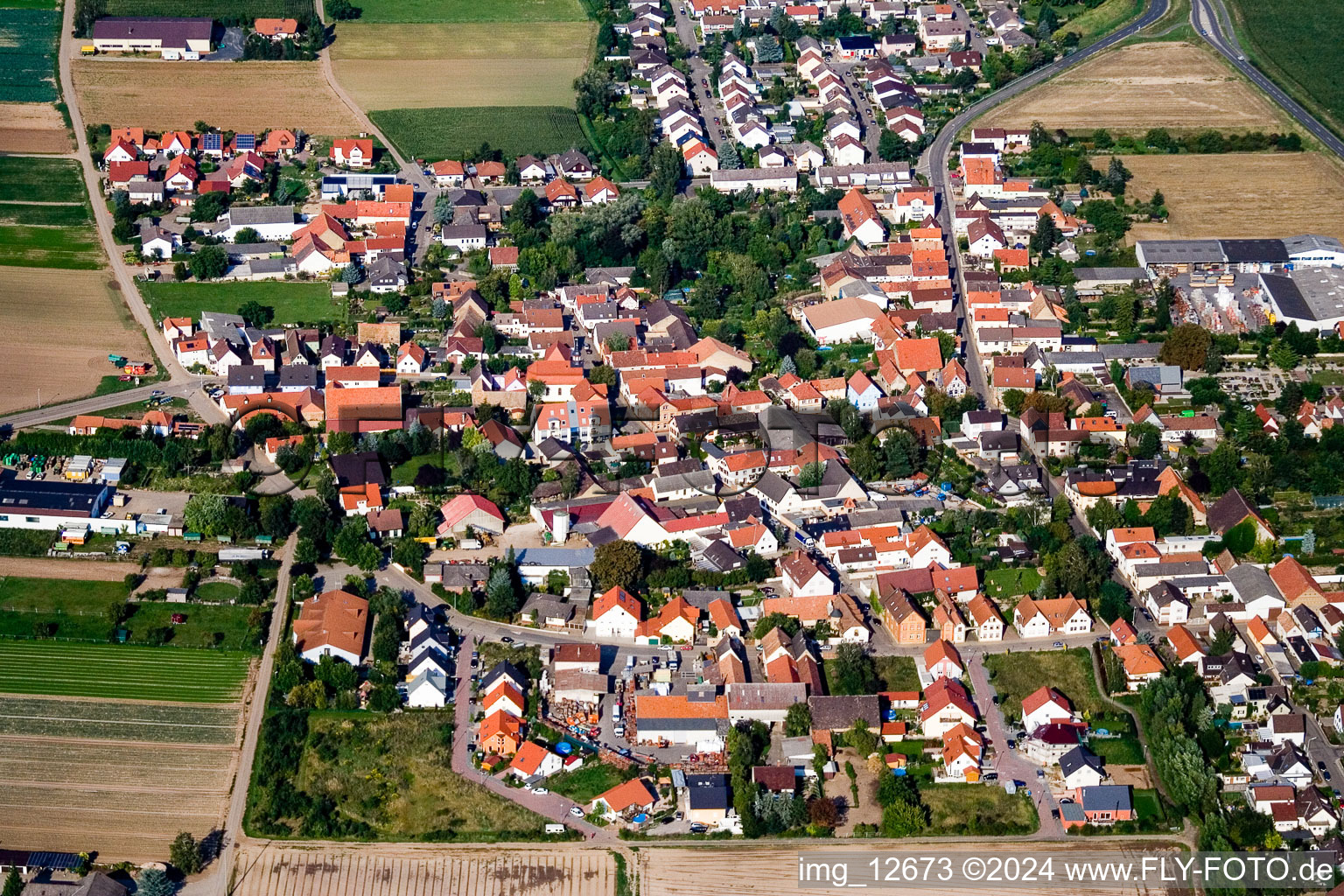 Town View of the streets and houses of the residential areas in the district Assenheim in Hochdorf-Assenheim in the state Rhineland-Palatinate