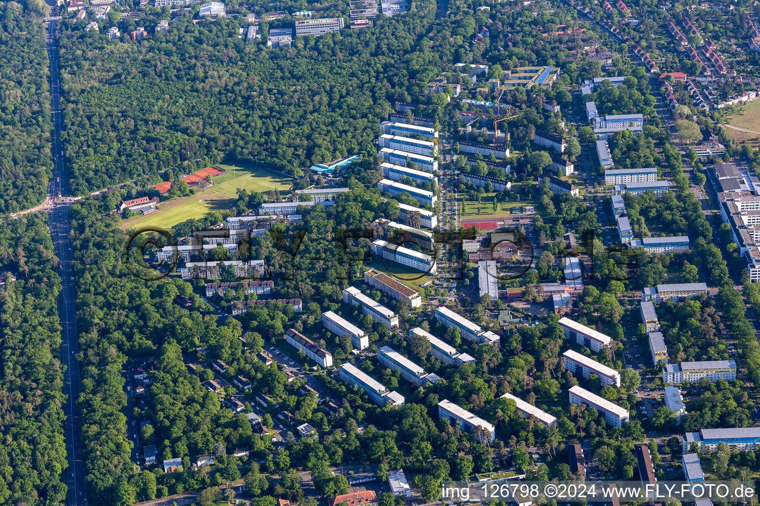 Aerial photograpy of District Nordstadt in Karlsruhe in the state Baden-Wuerttemberg, Germany