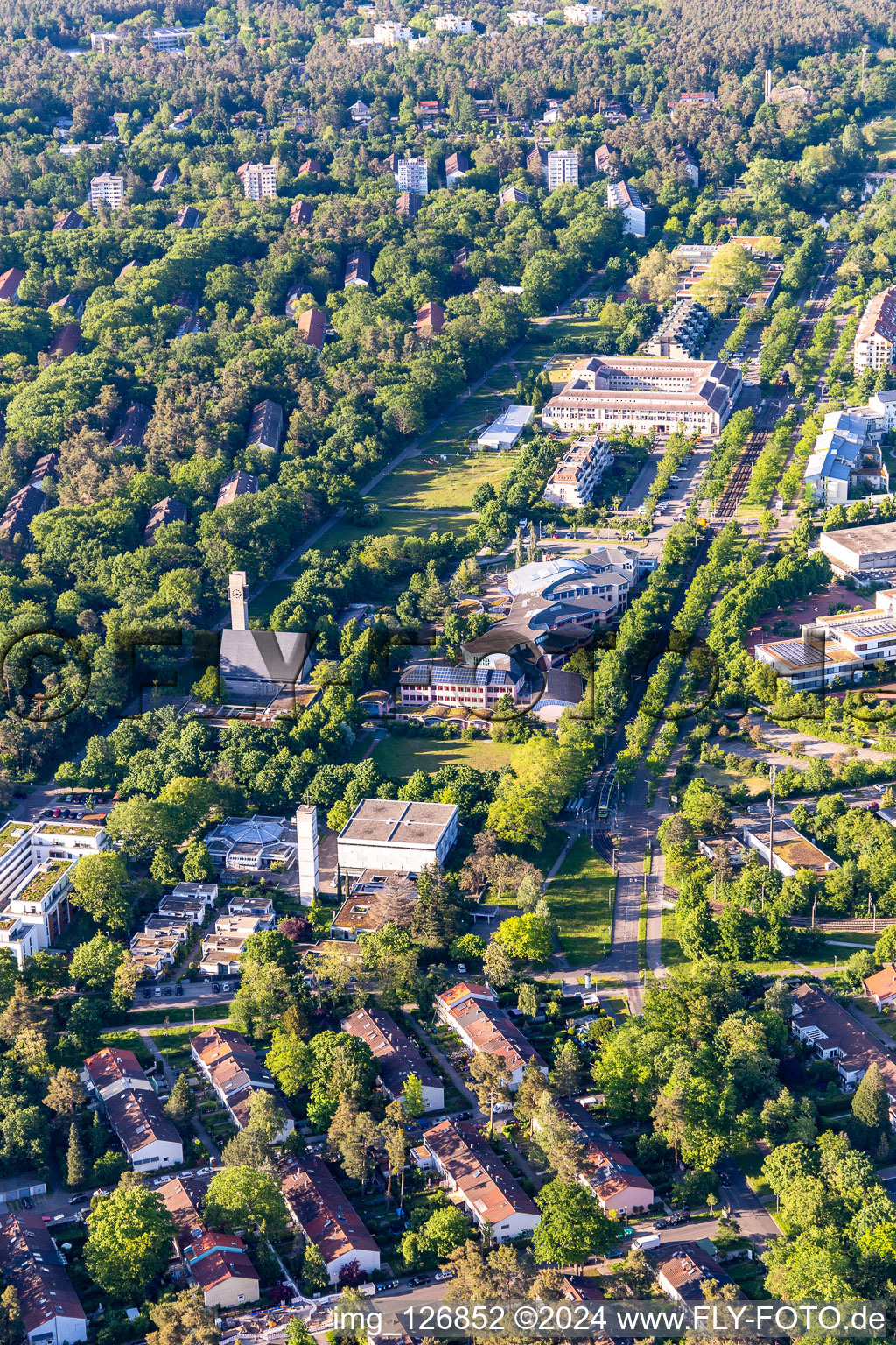 Aerial view of Center, Free Waldorf School, Otto Hahn Gymnasium in the district Waldstadt in Karlsruhe in the state Baden-Wuerttemberg, Germany