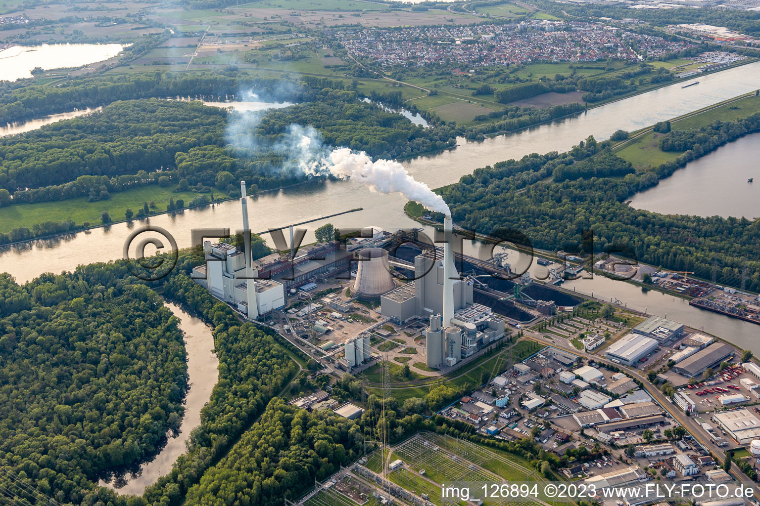 EnBW hard coal power plant on the Rhine in the district Daxlanden in Karlsruhe in the state Baden-Wuerttemberg, Germany