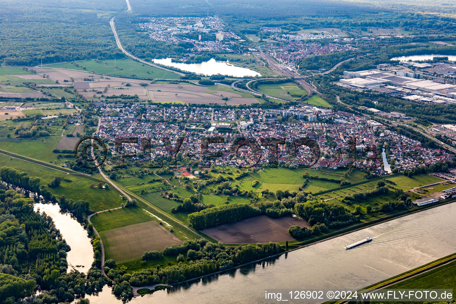 Oblique view of District Maximiliansau in Wörth am Rhein in the state Rhineland-Palatinate, Germany