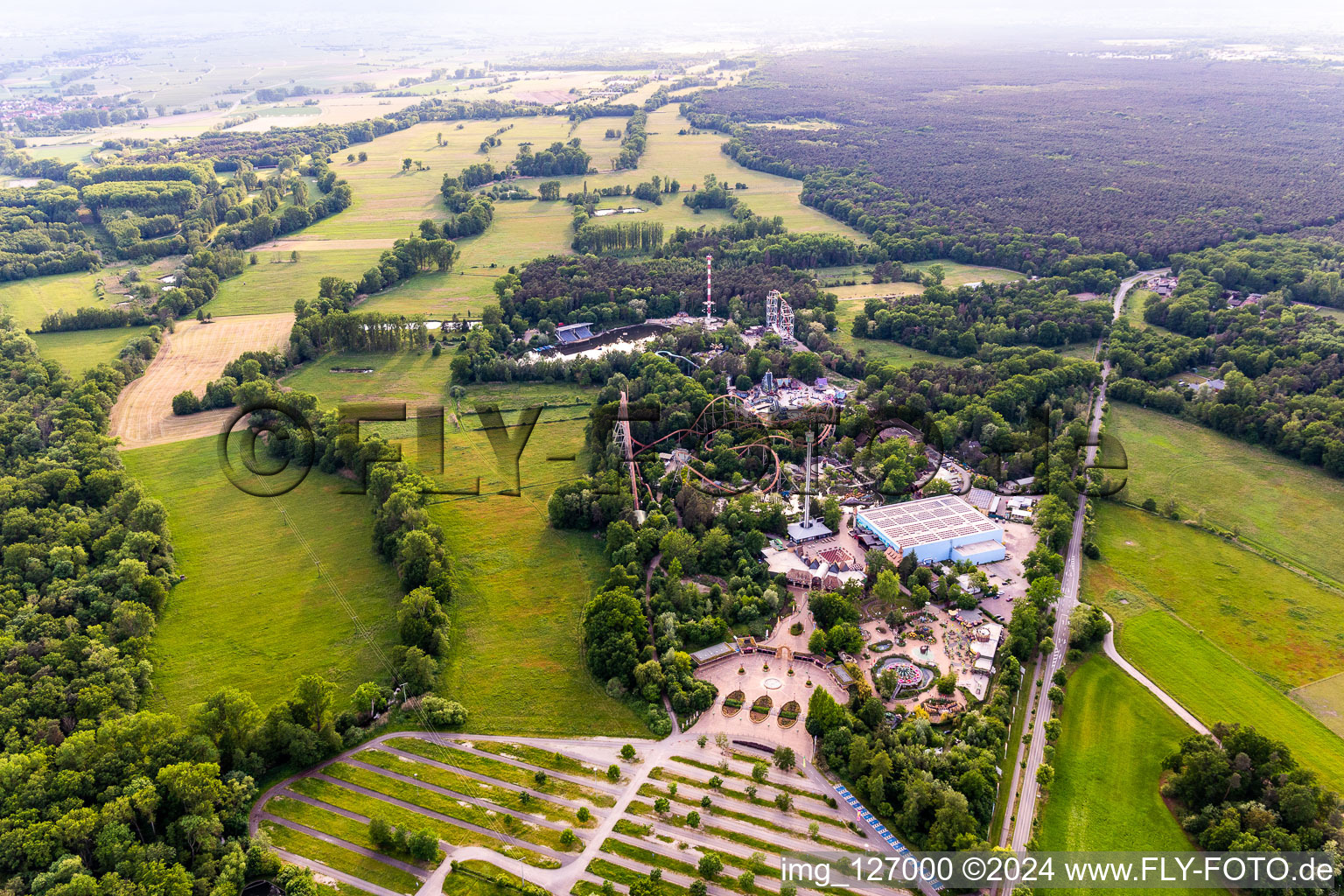 Leisure Centre - Amusement Park Holiday Park GmbH on Holidayparkstrasse in Hassloch in the state Rhineland-Palatinate from above