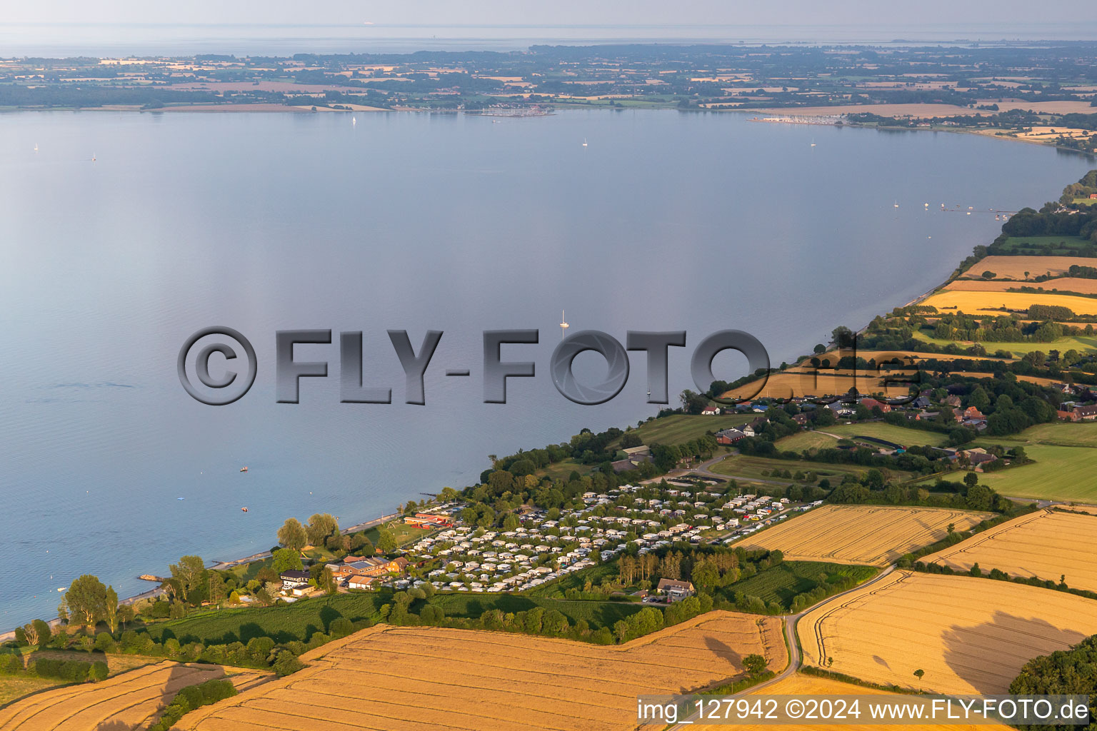 Campsite nordstern with caravans and tents on the baltic sea shore on Seebadeanstalt Norgaardholz in Norgaardholz in the state Schleswig-Holstein, Germany