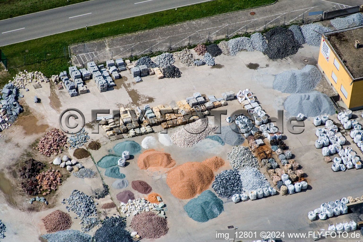 Oblique view of Garden gravel company, Badische Terrazzo Handelsgesellschaft mbH Huttenheimer Landstrasse 2-6 in the district Neudorf in Graben-Neudorf in the state Baden-Wuerttemberg, Germany