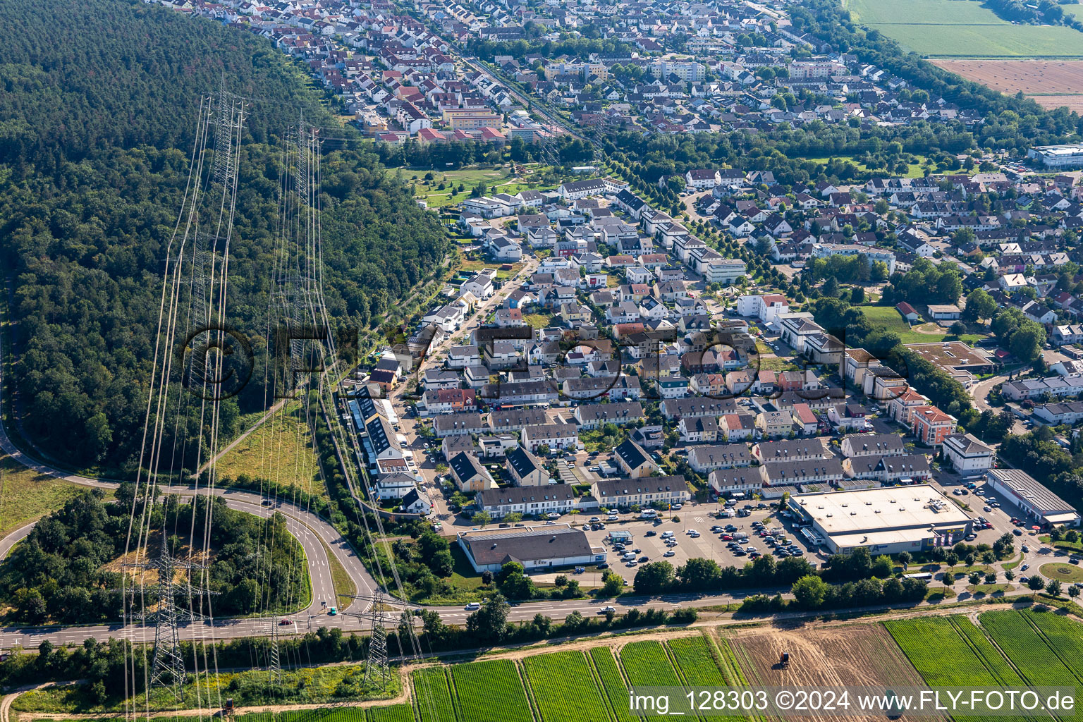 Brussels Ring in the district Leopoldshafen in Eggenstein-Leopoldshafen in the state Baden-Wuerttemberg, Germany