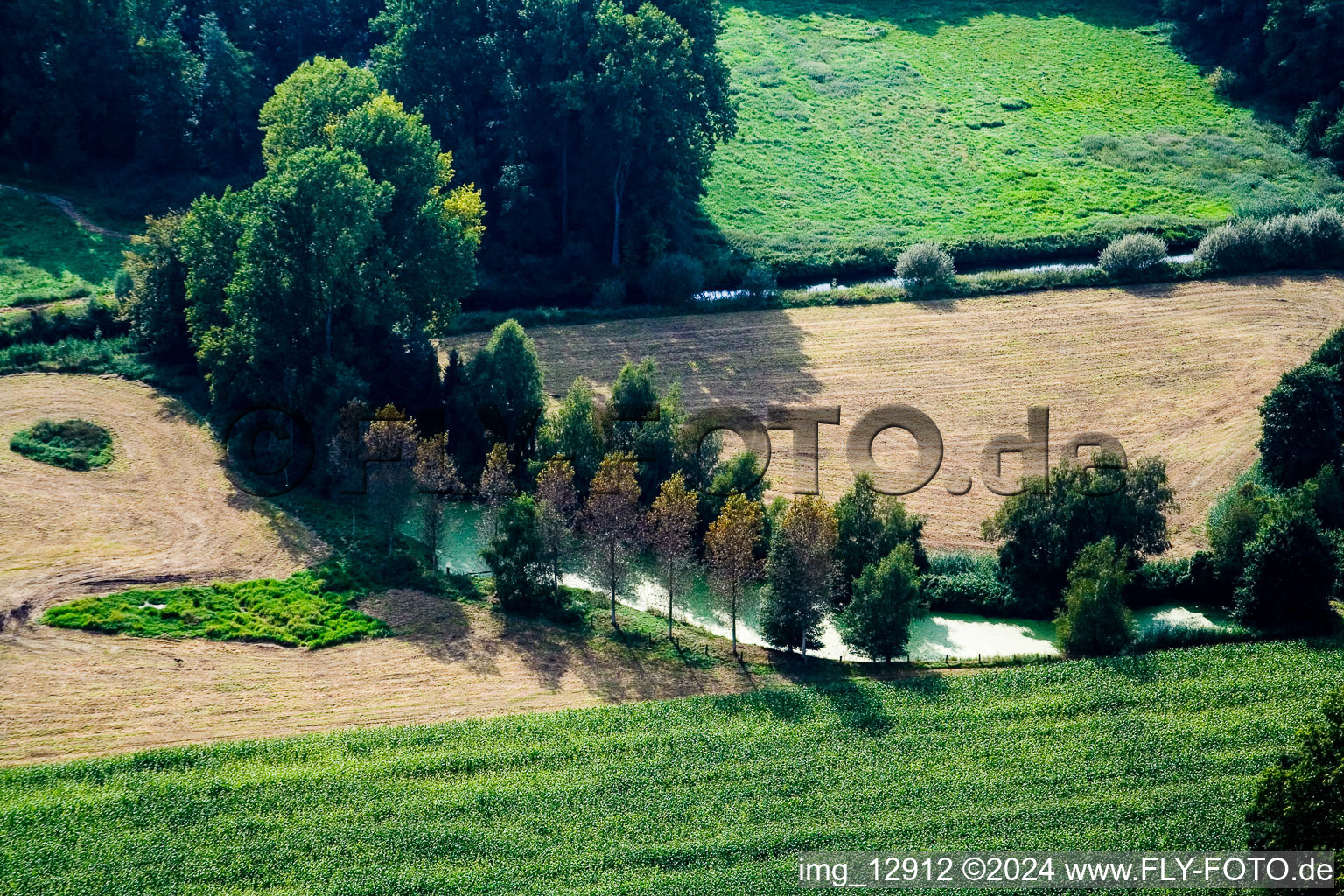 Bird's eye view of Between Kerken and Limburg in Kerken in the state North Rhine-Westphalia, Germany