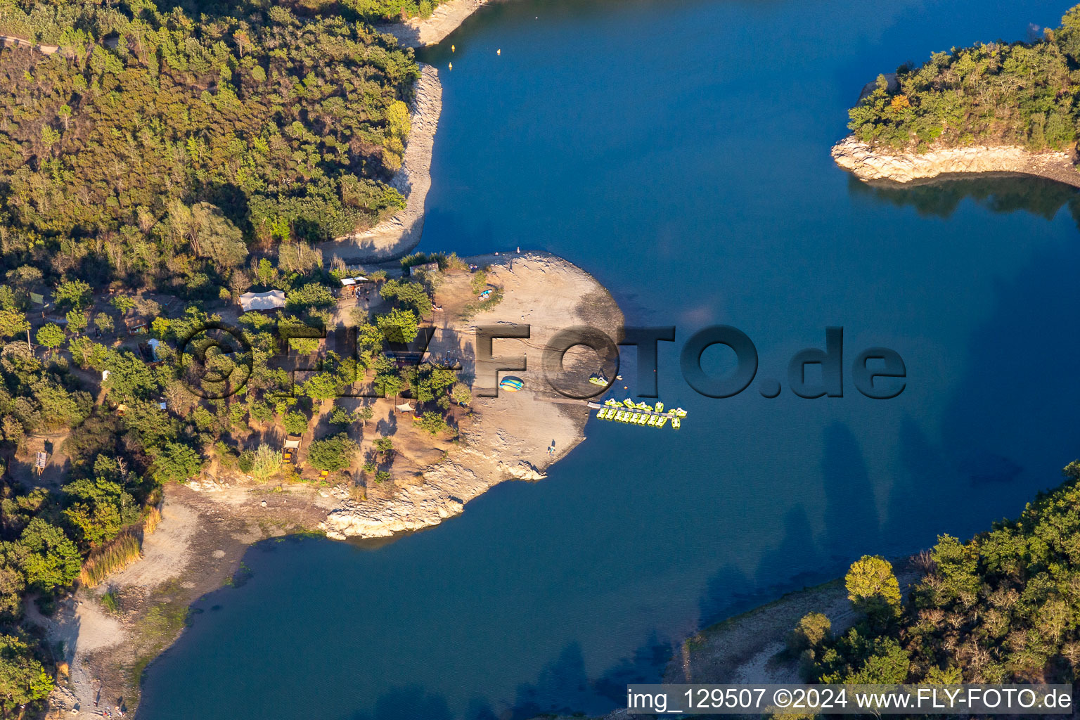 Reservoir: Lac Cassien - Faience in Montauroux in the state Var, France out of the air