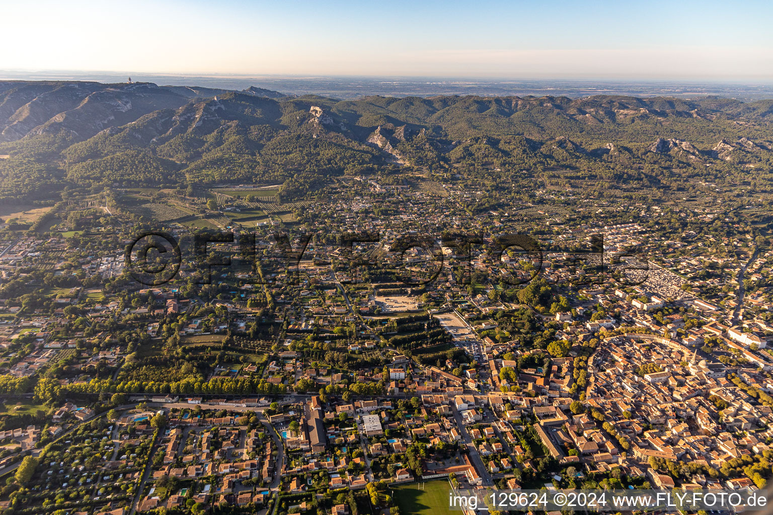 Alpilles Massif in the district Ceinture Centre Ville in Saint-Rémy-de-Provence in the state Bouches du Rhone, France