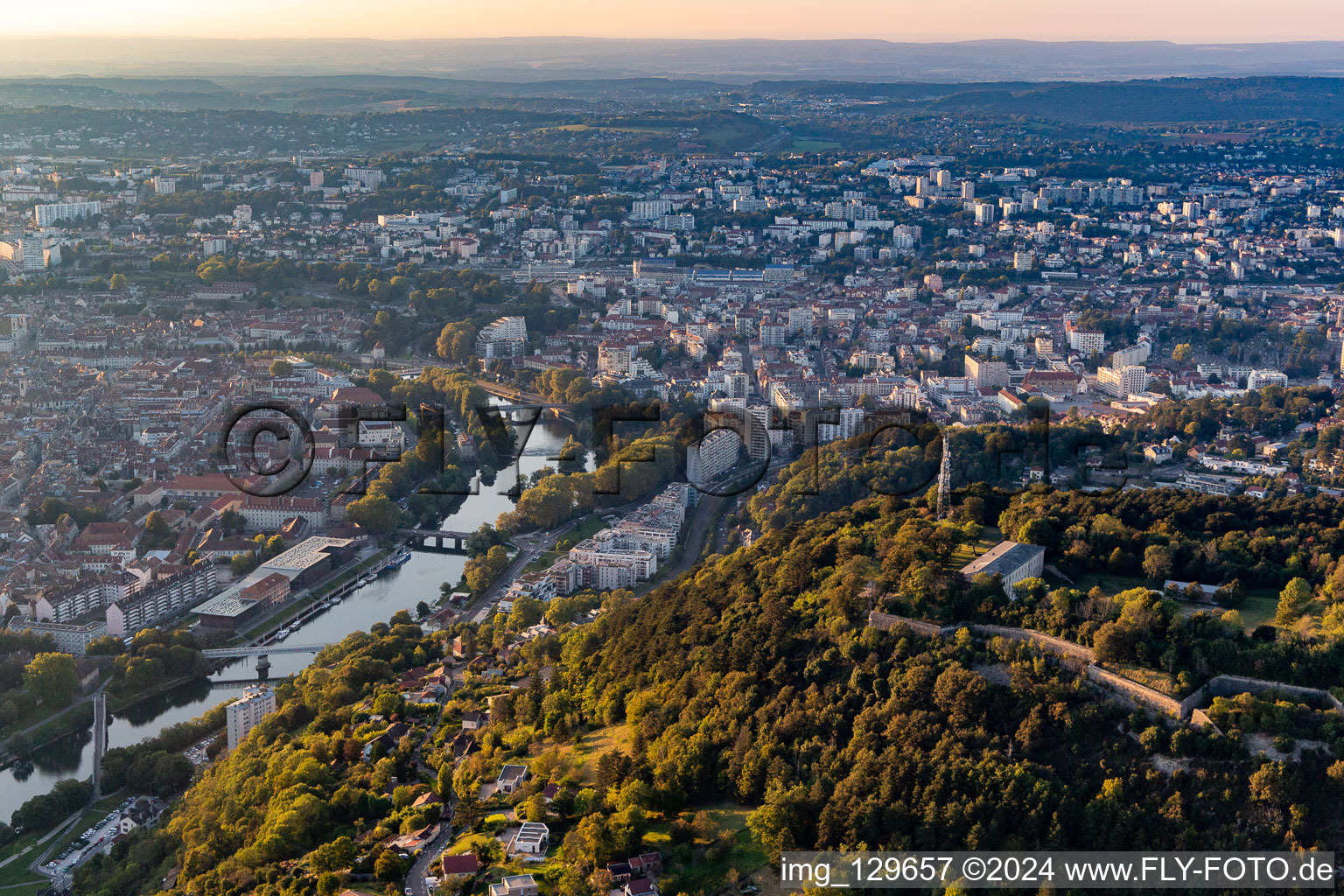 Town on the banks of the river of Doubs in Besançon in Bourgogne-Franche-Comte, France