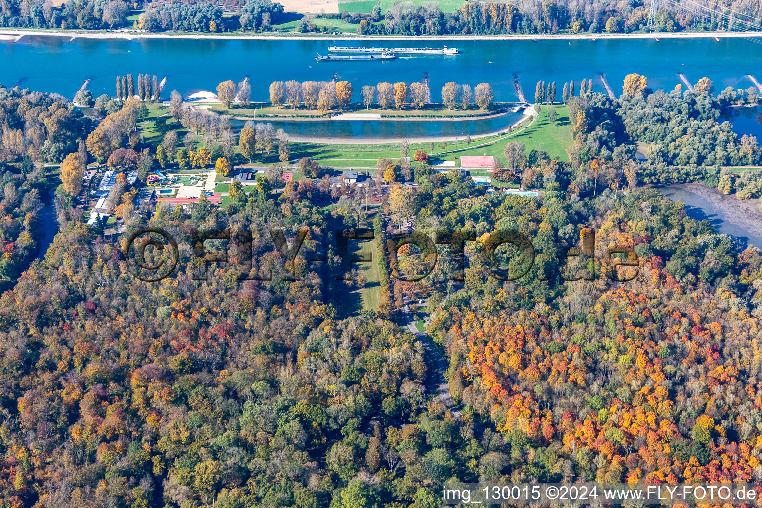 Aerial view of Rhine beach Rappenwörth in the district Daxlanden in Karlsruhe in the state Baden-Wuerttemberg, Germany