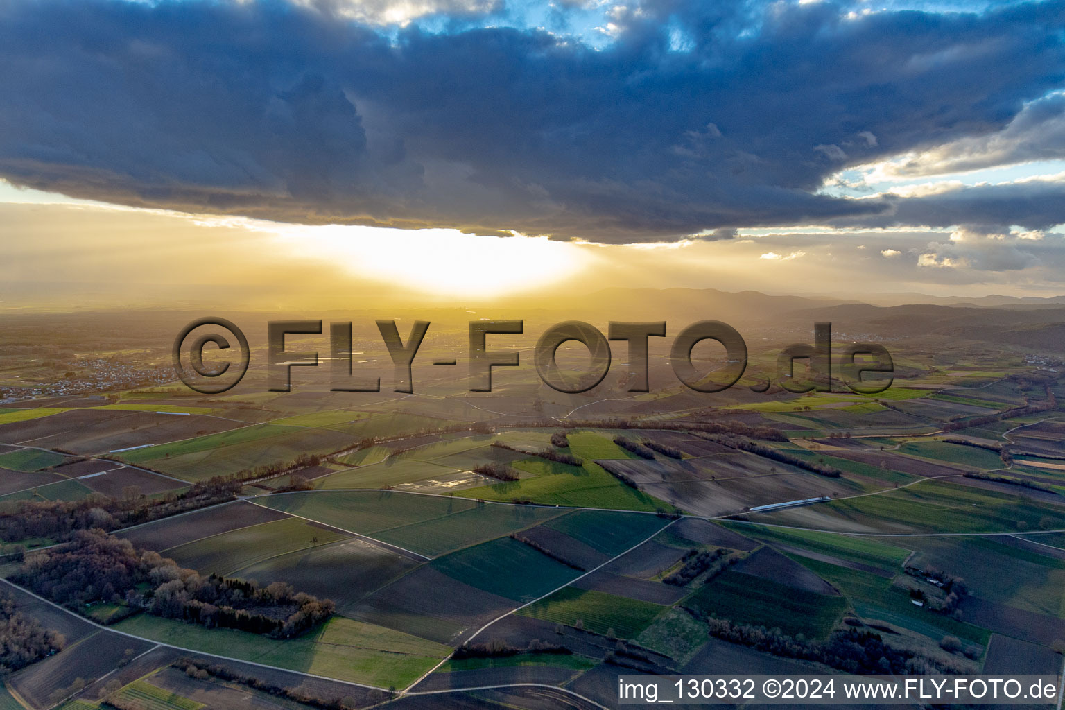 Sunset over the Southern Palatinate in Kapsweyer in the state Rhineland-Palatinate, Germany