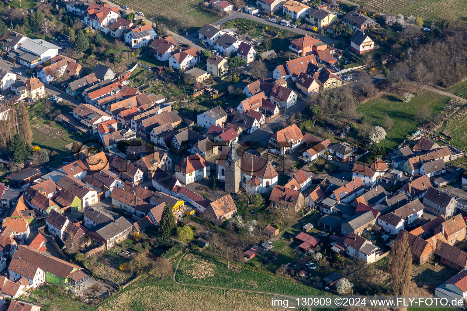 Drone recording of District Pleisweiler in Pleisweiler-Oberhofen in the state Rhineland-Palatinate, Germany