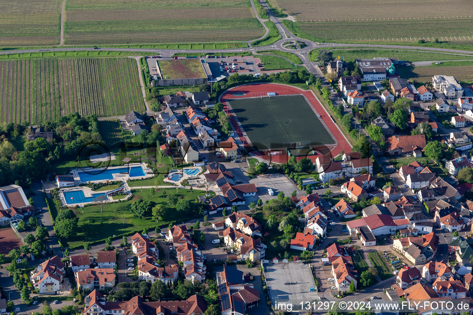 Outdoor pool / swimming pool TuS Maikammer 1920 eV Kalmitbad in Maikammer in the state Rhineland-Palatinate, Germany