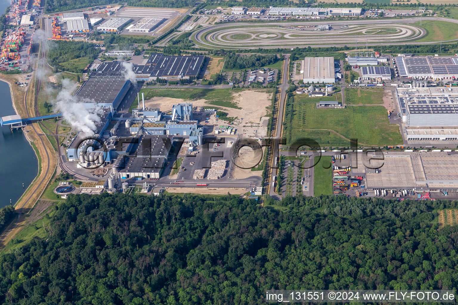 Aerial photograpy of Pfälzer Erfrischungsgetränke GmbH Paper factory Palm GmbH & Co. KG | Plant Wörth am Rhein in Wörth am Rhein in the state Rhineland-Palatinate, Germany