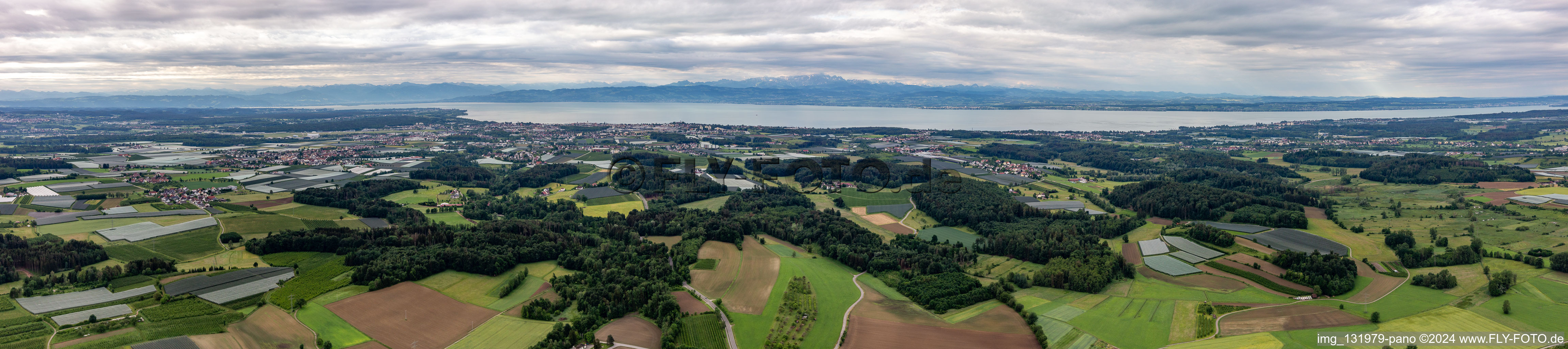 Lake Constance panorama from Immenstaad via Friedrichshafen to Langenargen in Friedrichshafen in the state Baden-Wuerttemberg, Germany