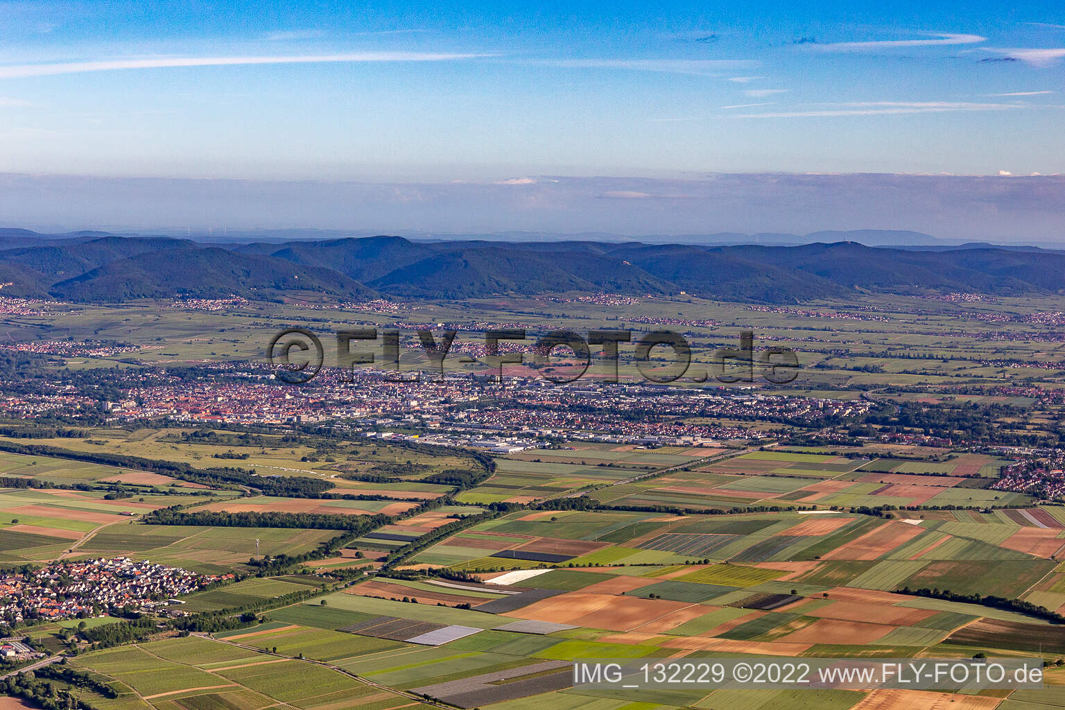 District Queichheim in Landau in der Pfalz in the state Rhineland-Palatinate, Germany seen from above