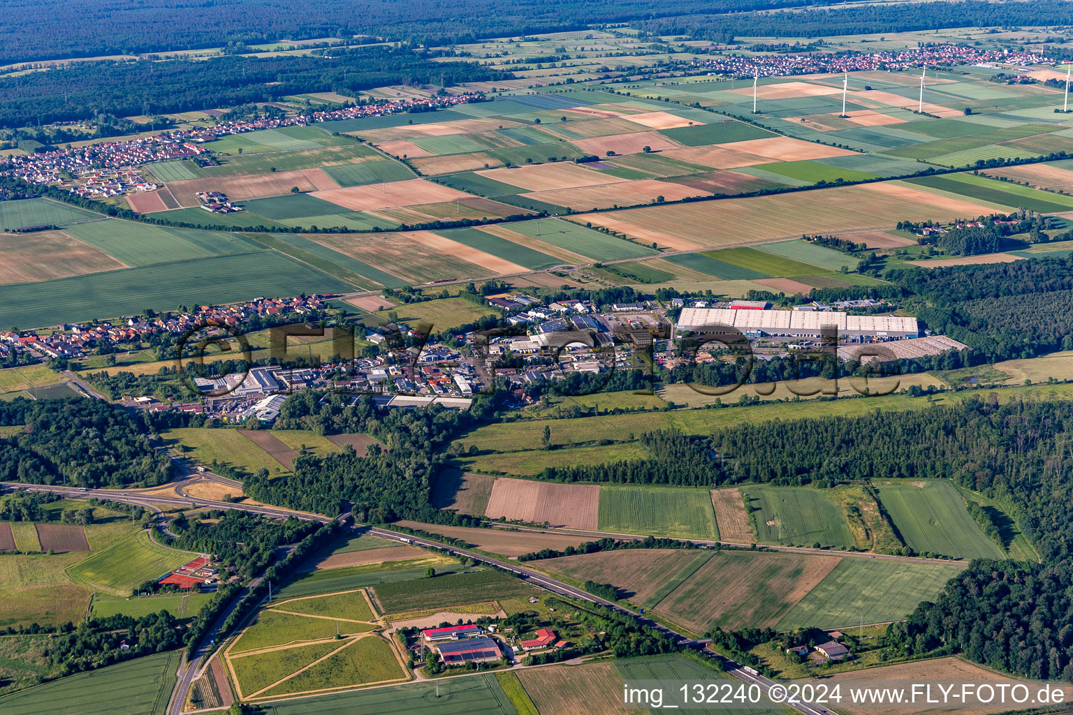 Horst Industrial Estate in the district Minderslachen in Kandel in the state Rhineland-Palatinate, Germany from above