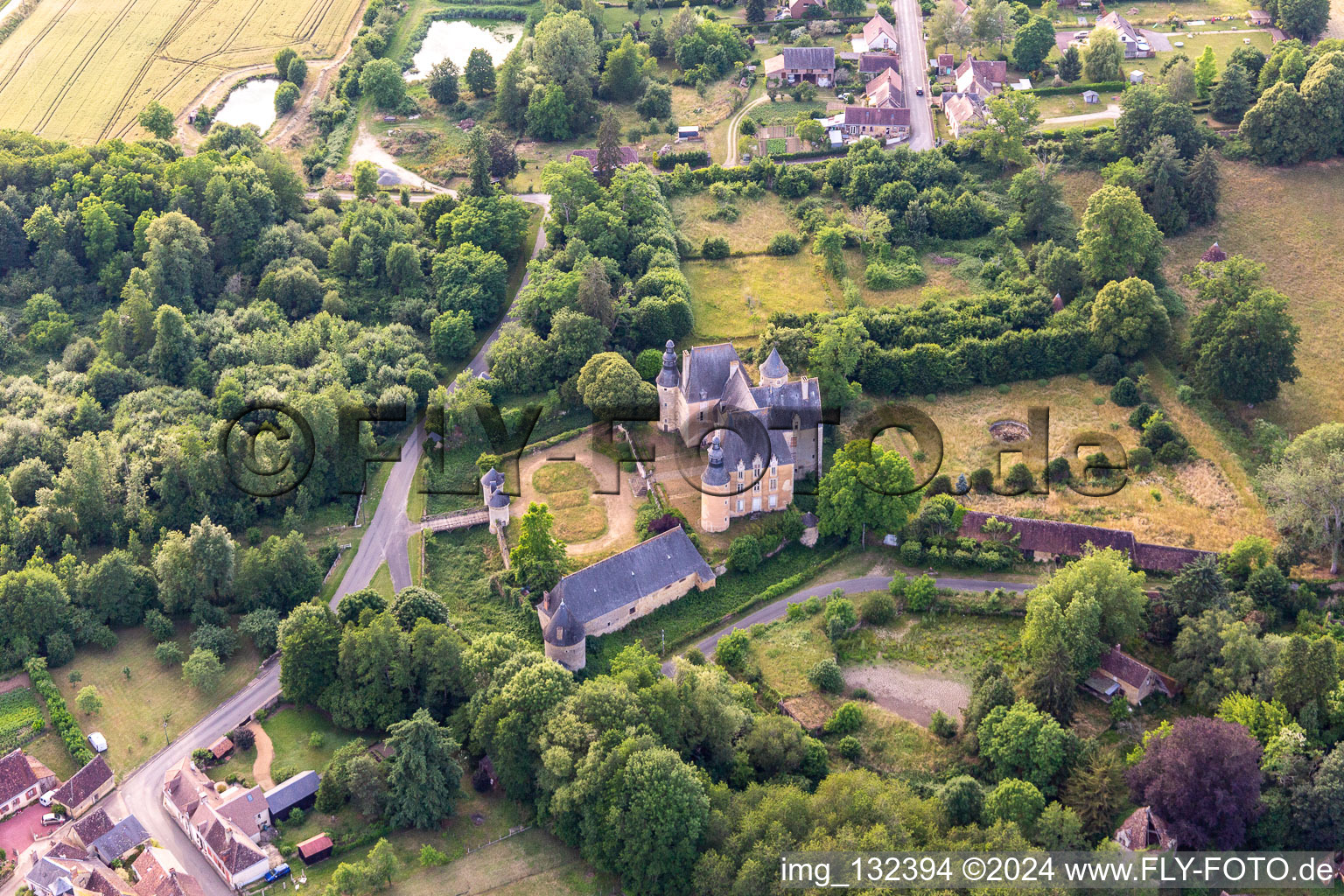 Aerial photograpy of Castle of Semur-en-Vallon in Semur-en-Vallon in the state Sarthe, France