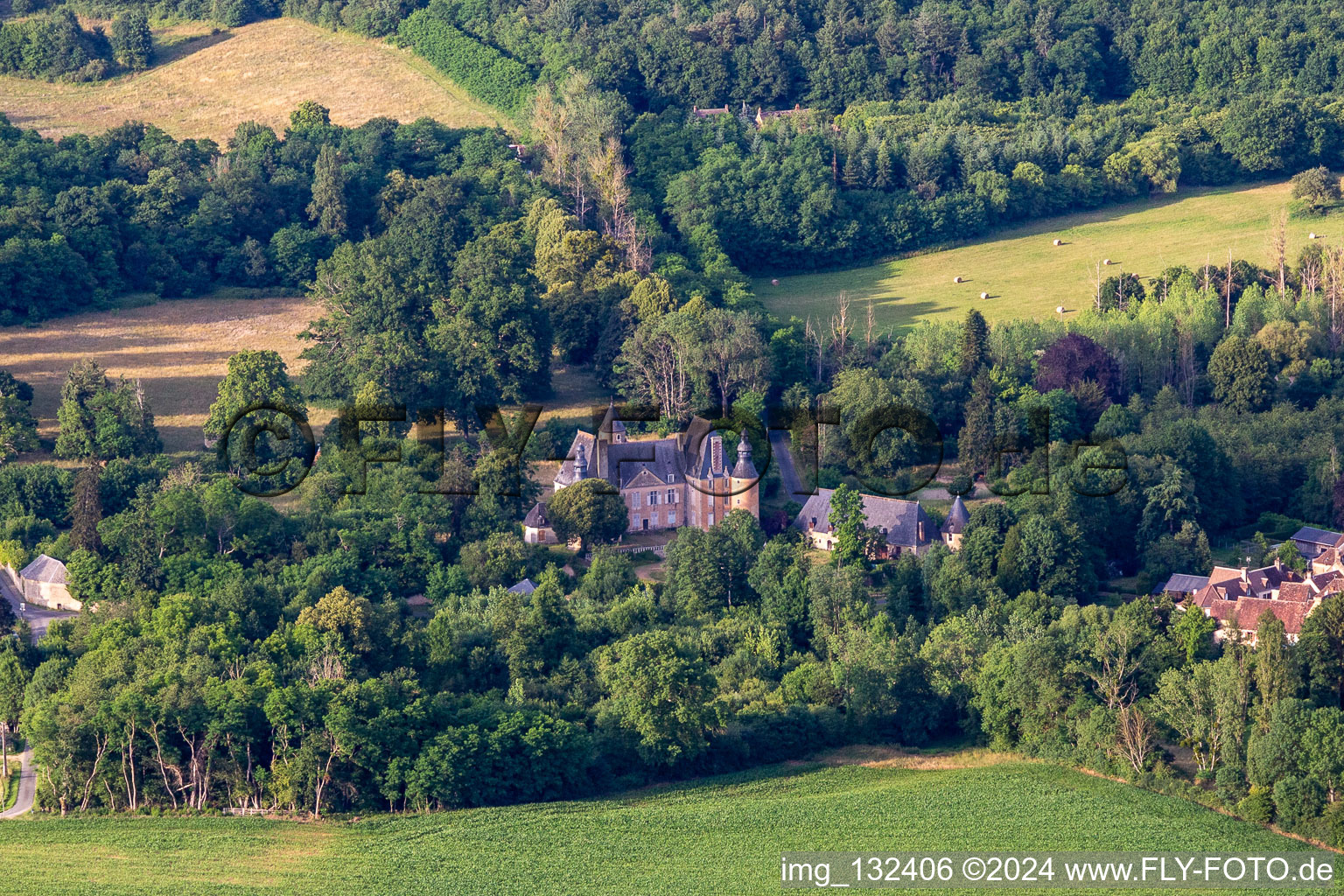 Oblique view of Castle of Semur-en-Vallon in Semur-en-Vallon in the state Sarthe, France