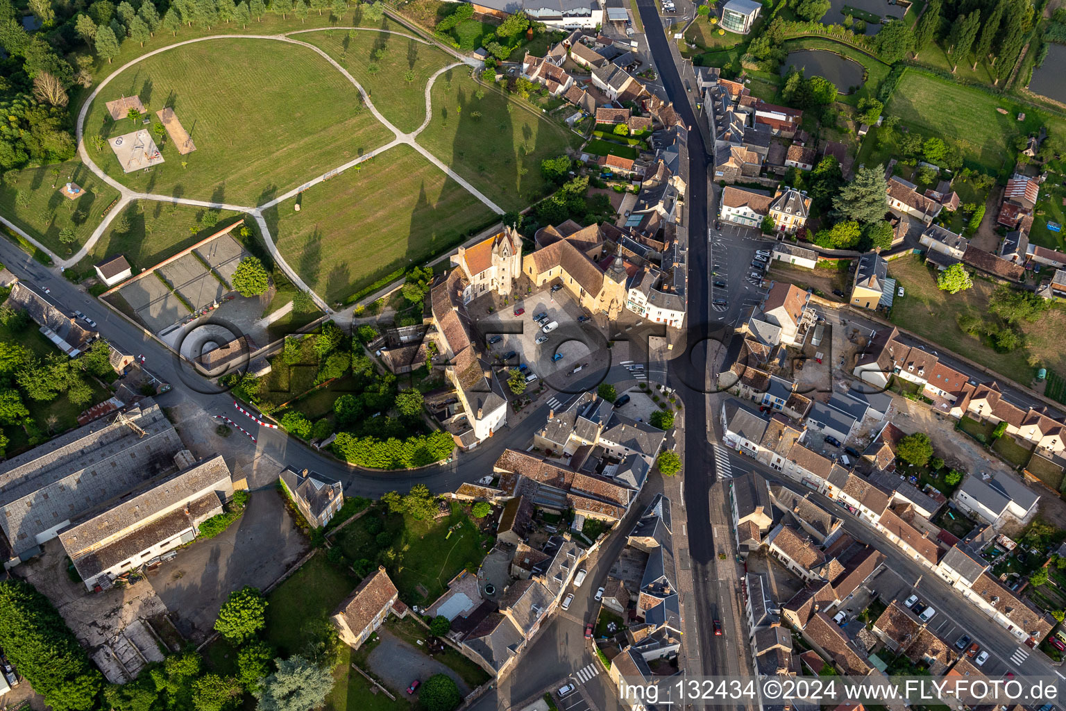 Oblique view of Castle of Bouloire in Bouloire in the state Sarthe, France