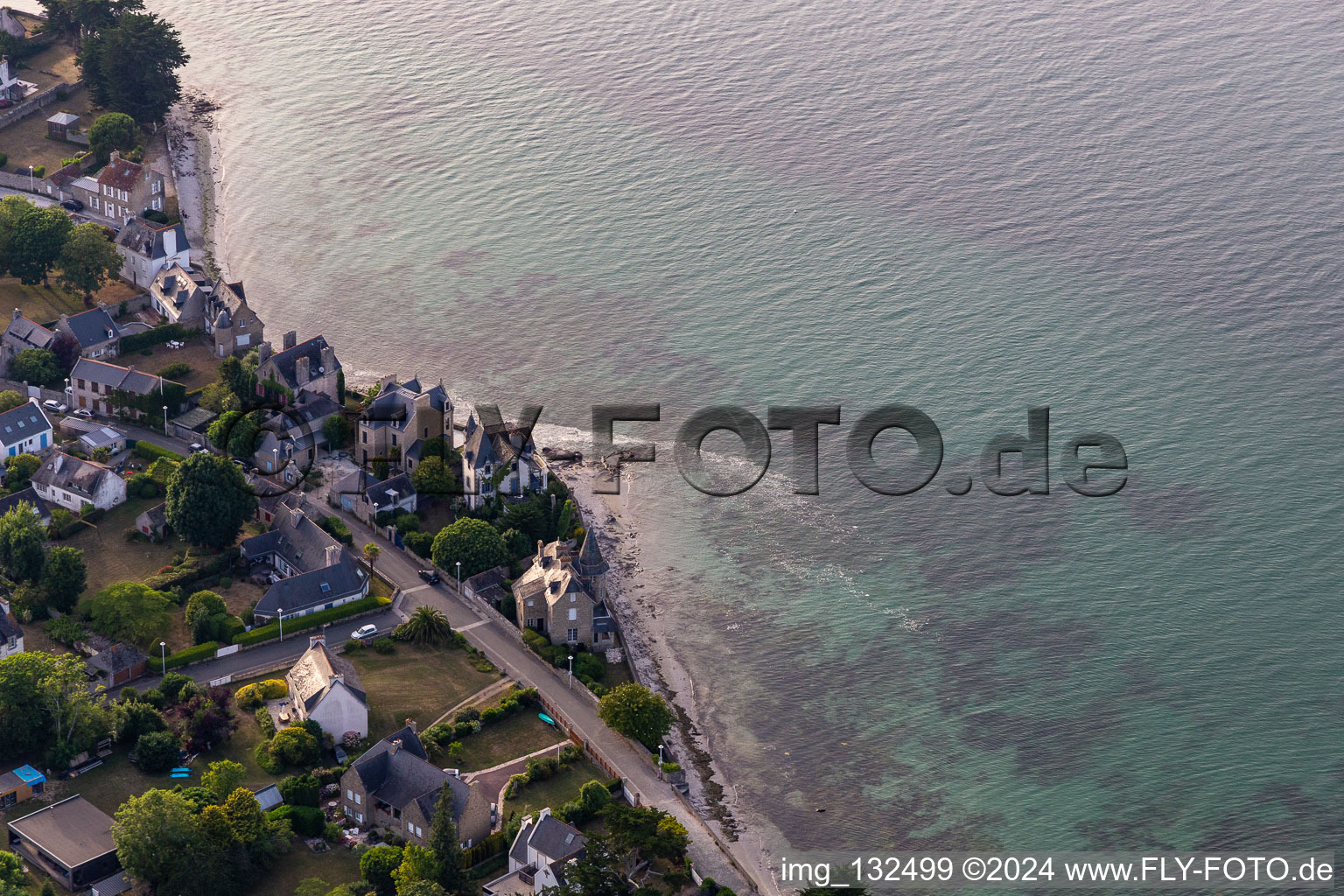 Rue de la Palue in Loctudy in the state Finistere, France