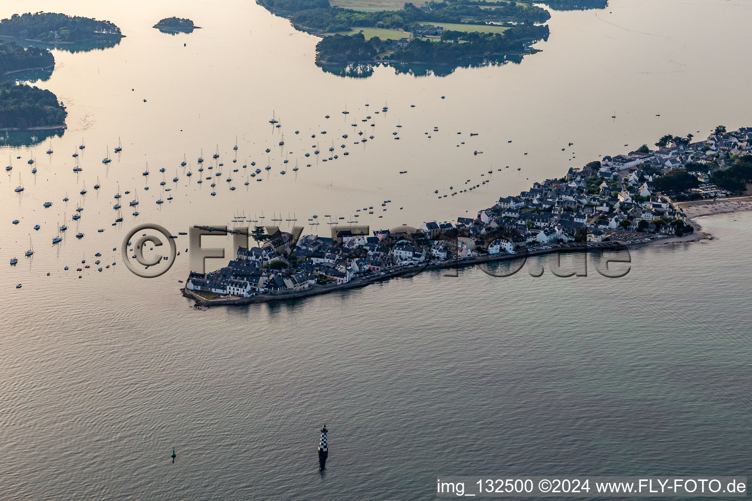 Aerial photograpy of Île-Tudy in the state Finistere, France