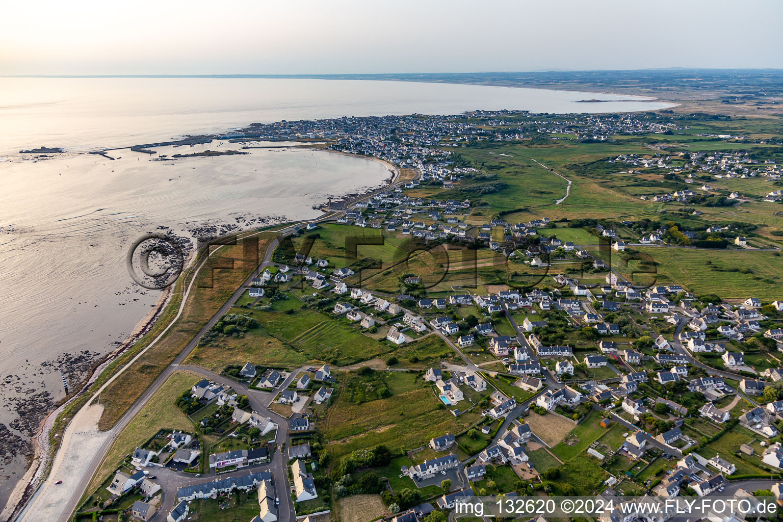 Oblique view of District St-Guenole-St Pierre in Penmarch in the state Finistere, France