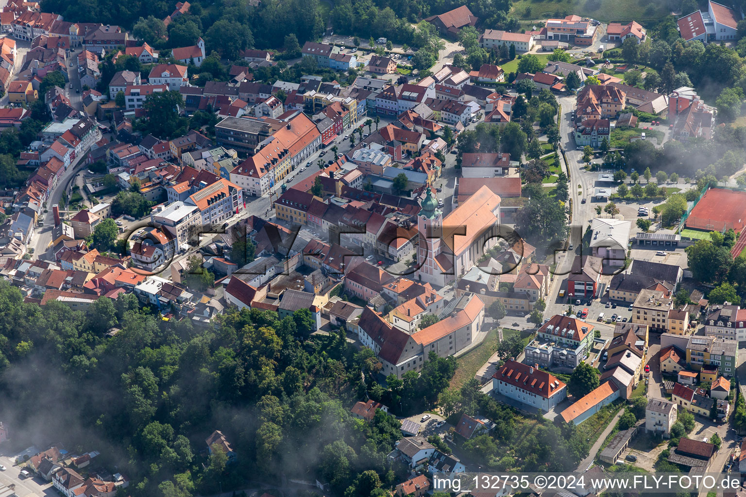 Upper Town Square with the Parish Church of the Assumption of Mary in the district Zanklau in Landau an der Isar in the state Bavaria, Germany