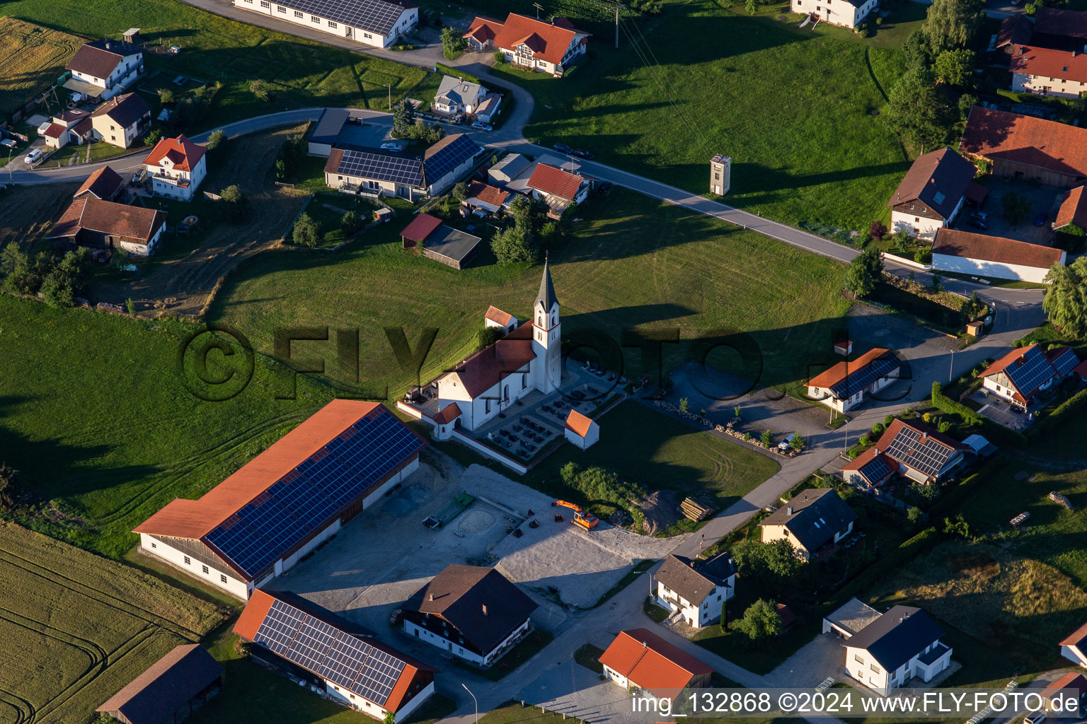 Filial Church of St. Stephan in Obergrafendorf in the district Obergrafendorf in Roßbach in the state Bavaria, Germany