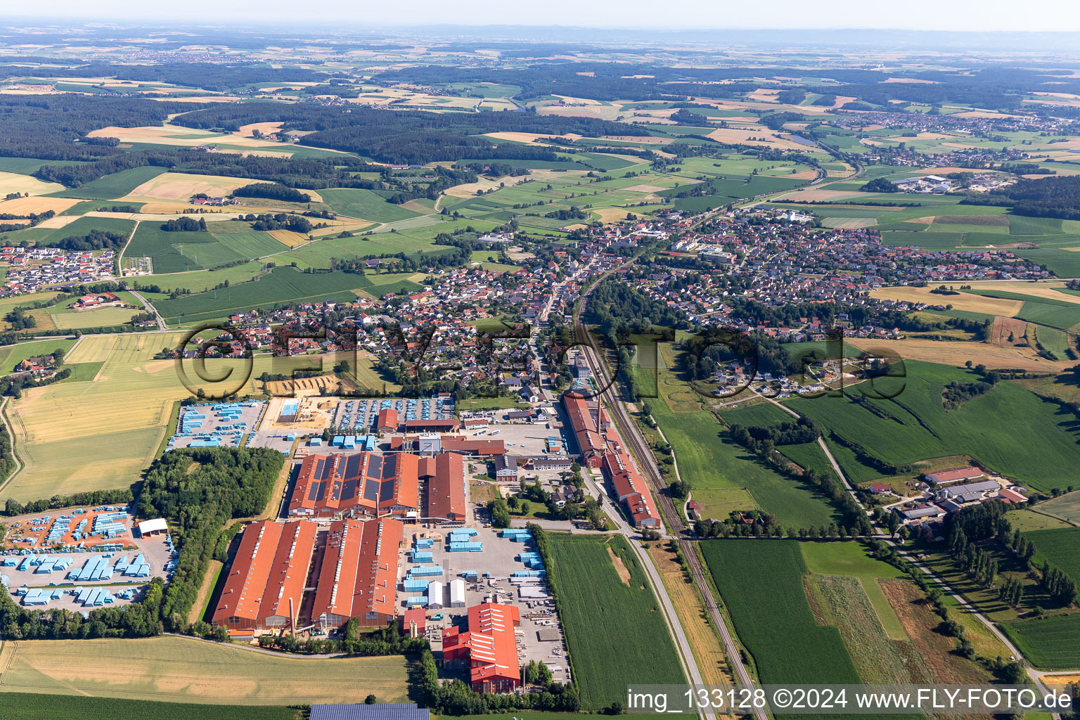 Aerial photograpy of Neufahrn-Süd industrial estate with ERLUS AG in the district Neufahrn in  NB in Neufahrn in Niederbayern in the state Bavaria, Germany