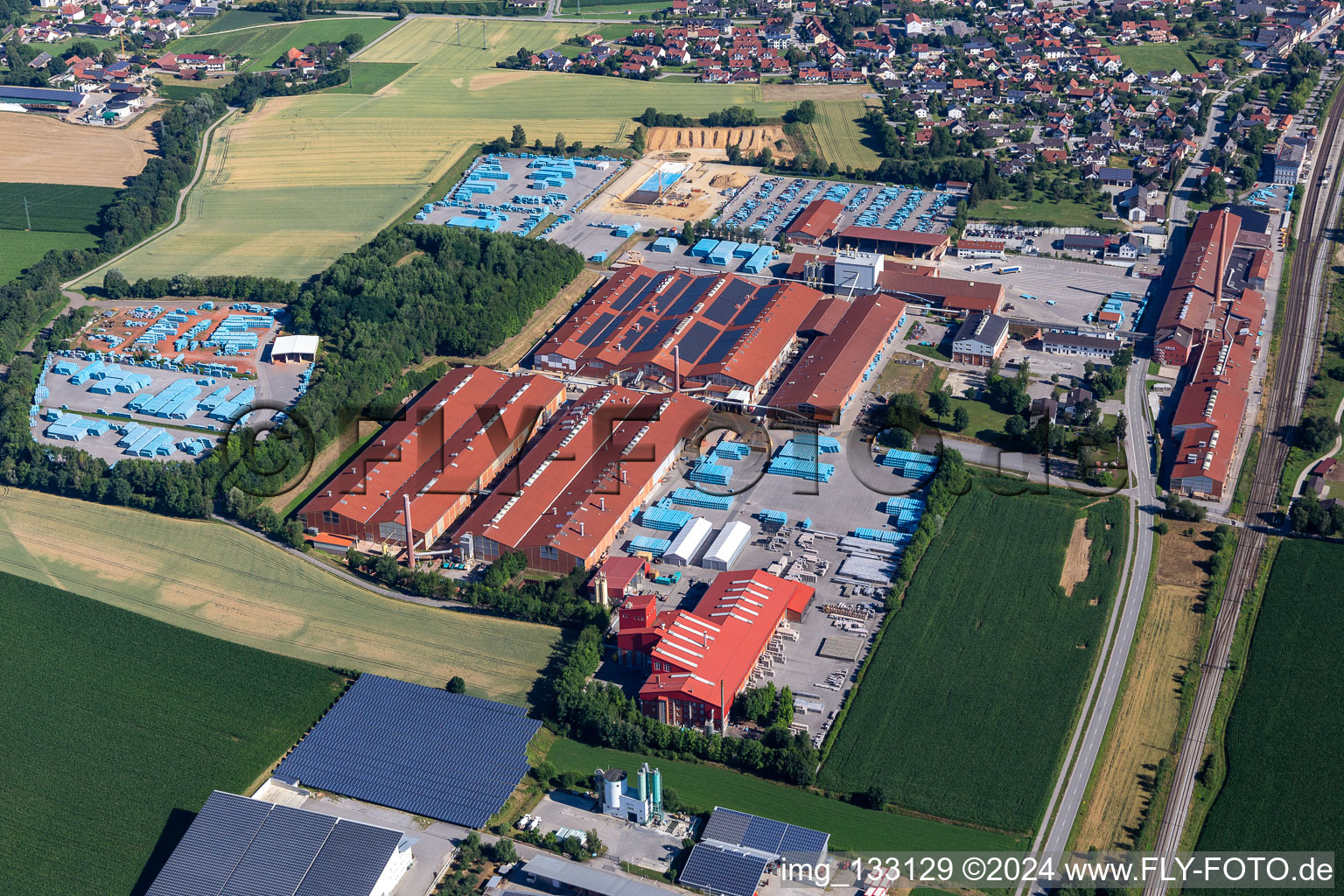 Oblique view of Neufahrn-Süd industrial estate with ERLUS AG in the district Neufahrn in  NB in Neufahrn in Niederbayern in the state Bavaria, Germany