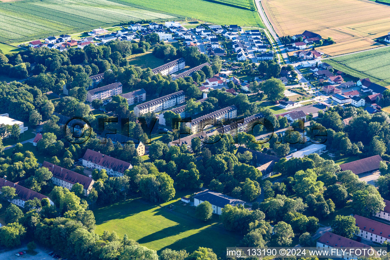 Oblique view of Gäuboden barracks with airfield Feldkirchen-Mitterharthausen in the district Mitterharthausen in Feldkirchen in the state Bavaria, Germany