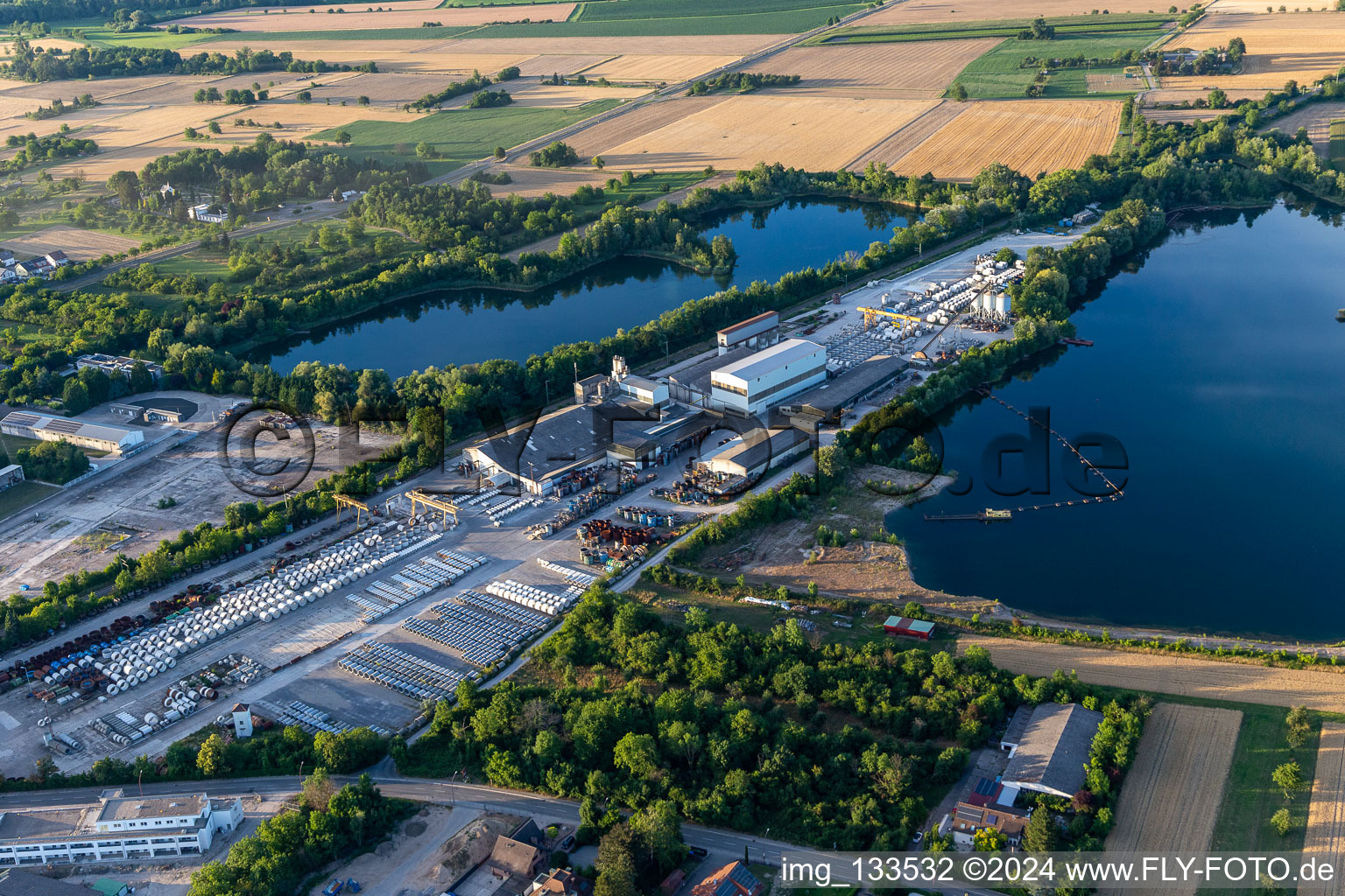 BERDING BETON GmbH between Schäfersee and Vettersee in the district Rheinsheim in Philippsburg in the state Baden-Wuerttemberg, Germany