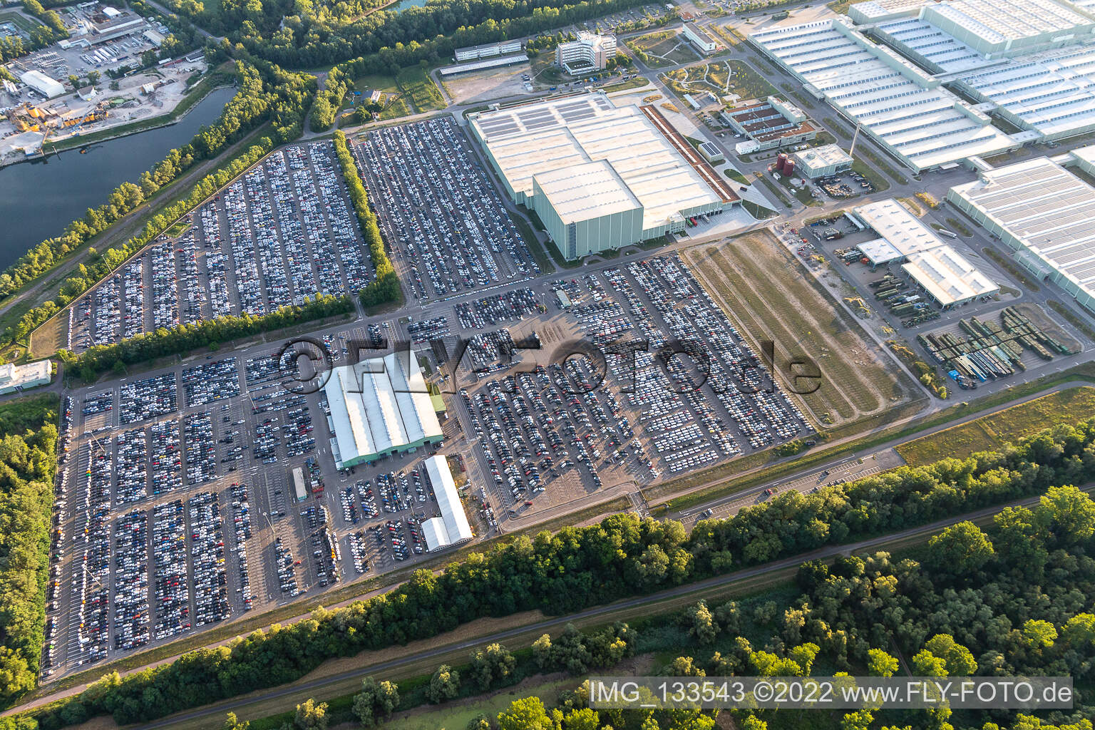 Mercedes-Benz Global Logistics Center on the island of Grün in Germersheim in the state Rhineland-Palatinate, Germany
