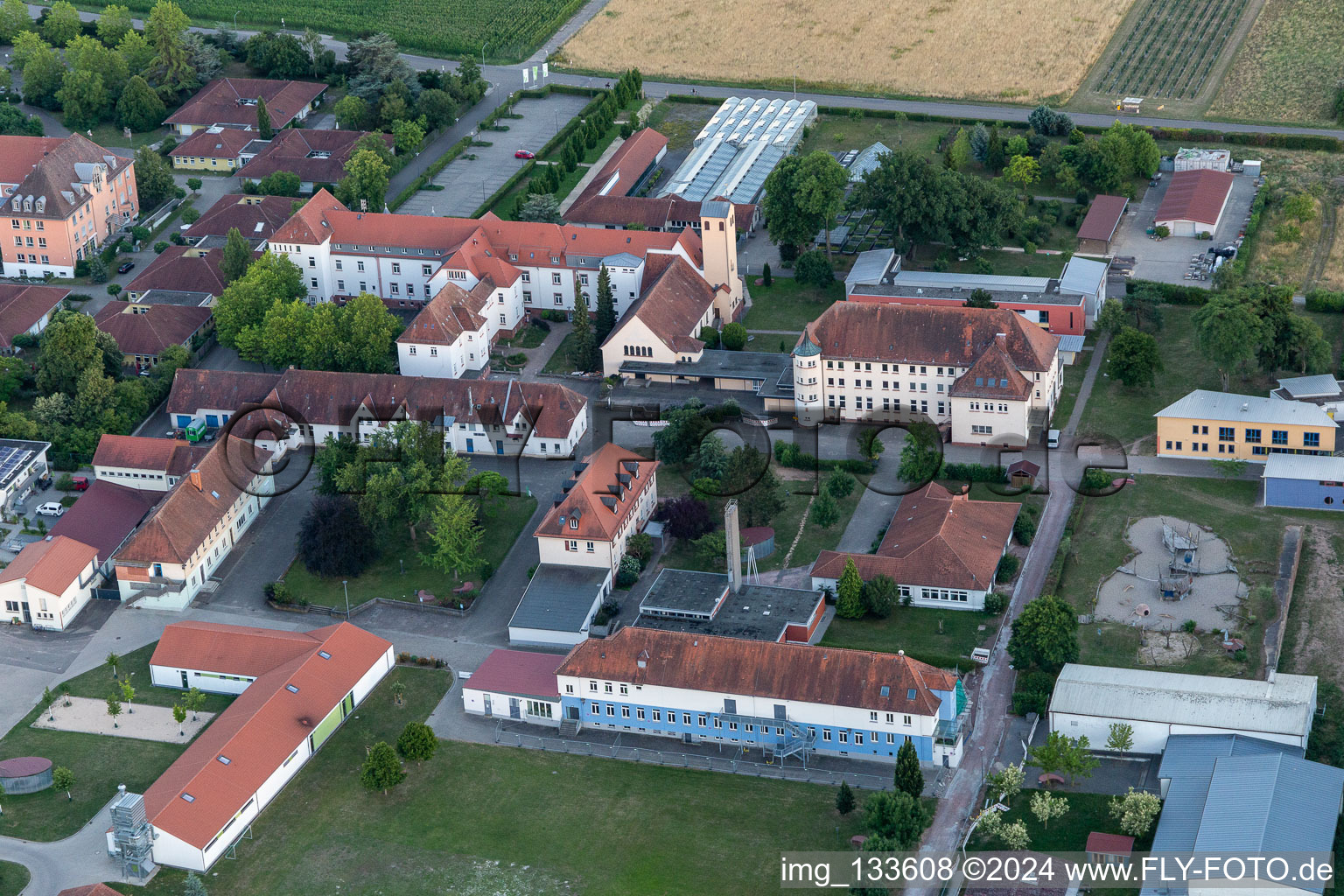 Landau special school - school with the FSP motor development in Landau in der Pfalz in the state Rhineland-Palatinate, Germany