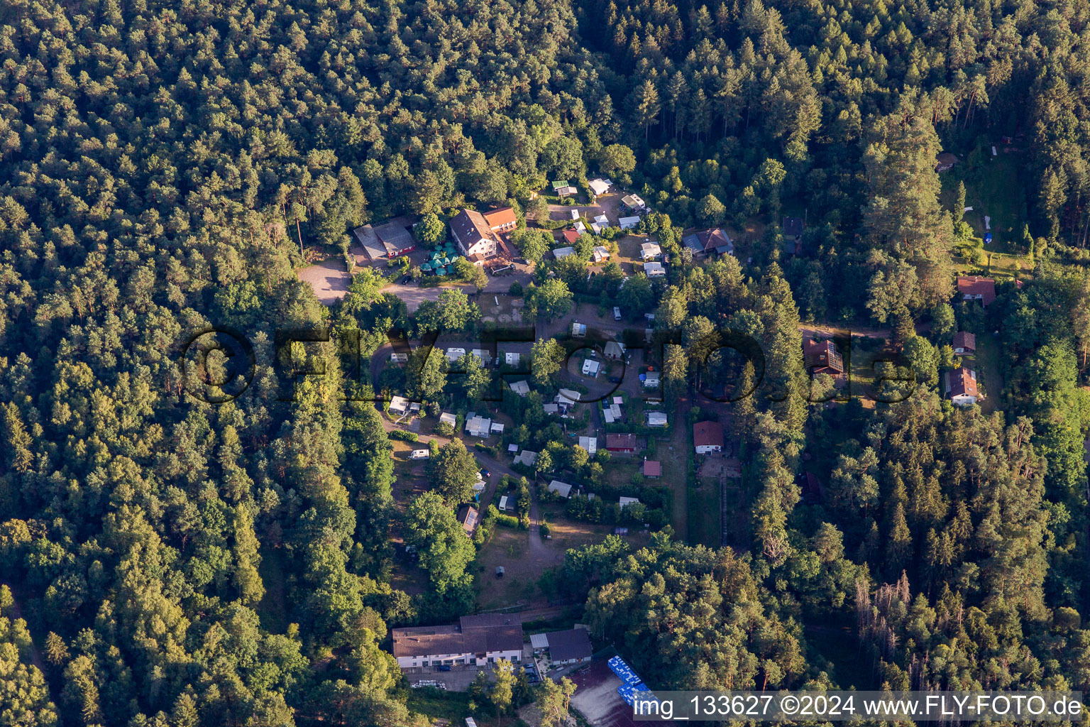 Naturfreundehaus Bethof Vorderweidental, campsite & restaurant in Vorderweidenthal in the state Rhineland-Palatinate, Germany