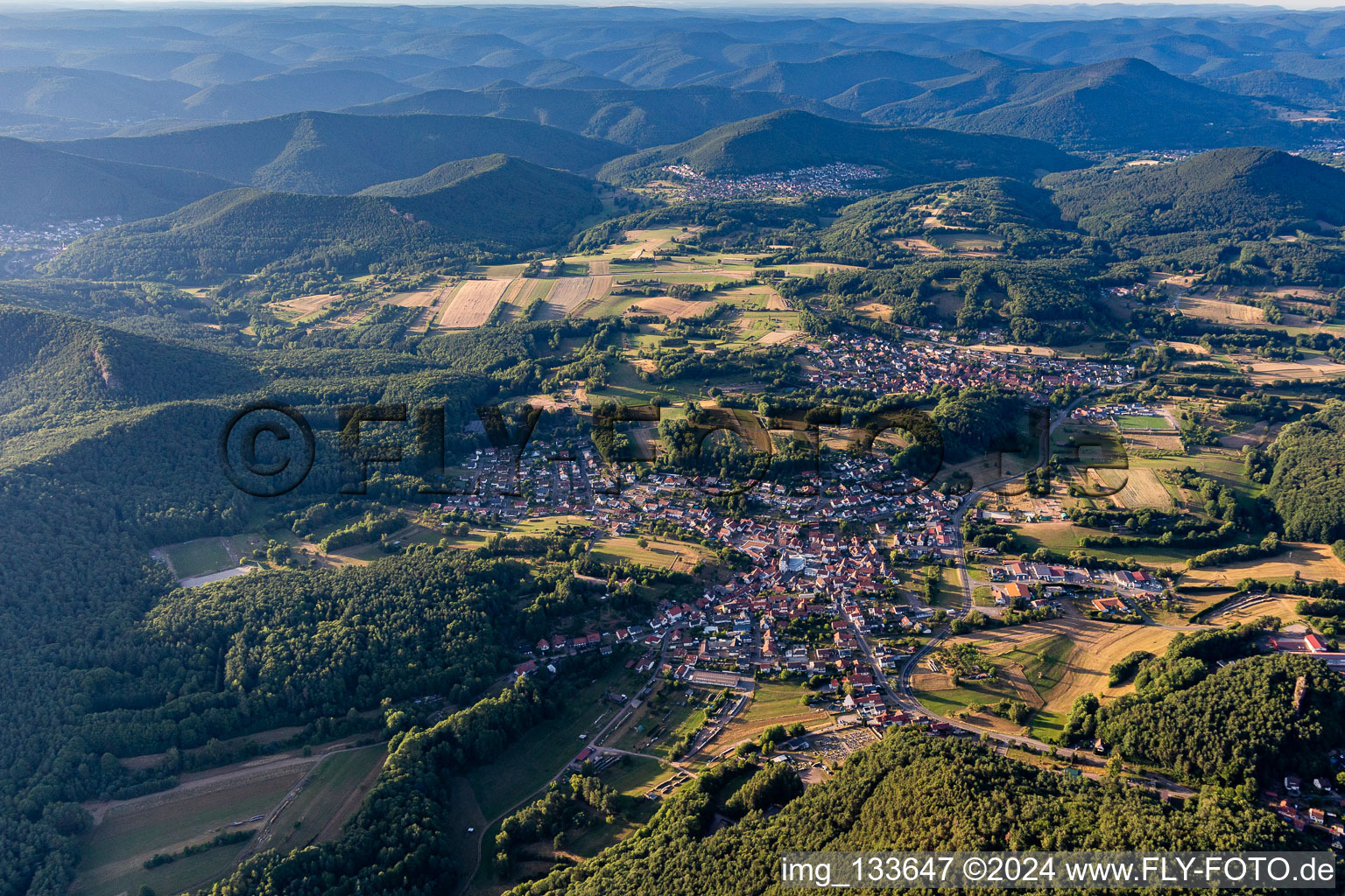 From the southeast in the district Gossersweiler in Gossersweiler-Stein in the state Rhineland-Palatinate, Germany