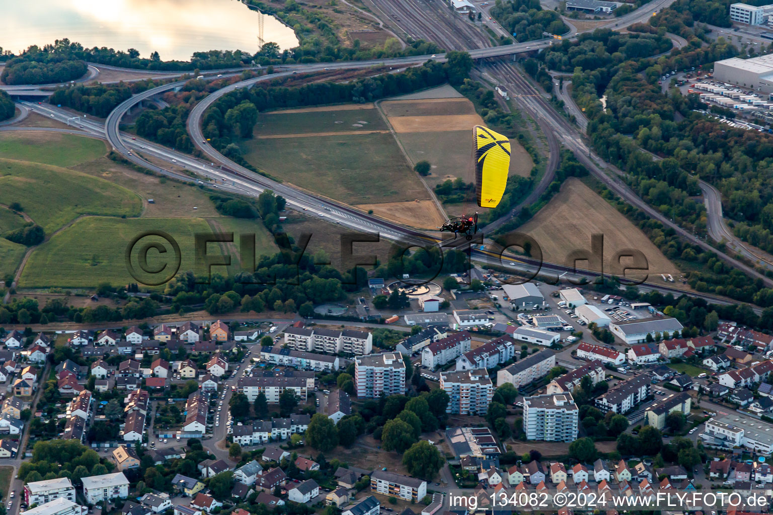 Bird's eye view of District Maximiliansau in Wörth am Rhein in the state Rhineland-Palatinate, Germany