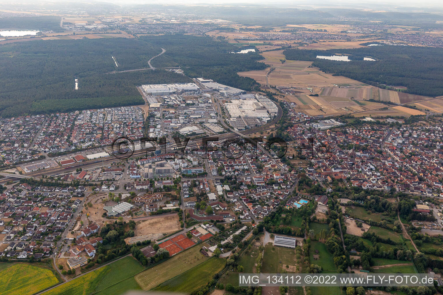 SEW-EURODRIVE GmbH & Co KG – Manufacturing plant and SCC mechanics/mechatronics in the district Graben in Graben-Neudorf in the state Baden-Wuerttemberg, Germany from above