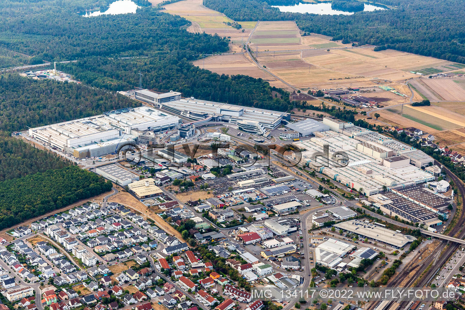 SEW-EURODRIVE GmbH & Co KG – manufacturing plant and SCC mechanics/mechatronics in the district Graben in Graben-Neudorf in the state Baden-Wuerttemberg, Germany seen from above