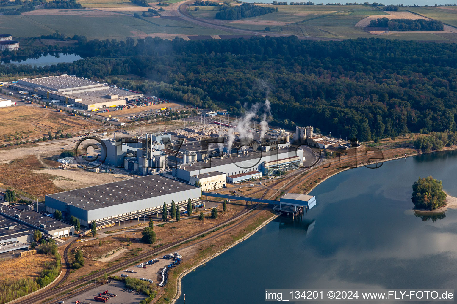 Papierfabrik Palm GmbH & Co. KG | Plant Wörth am Rhein in Wörth am Rhein in the state Rhineland-Palatinate, Germany from above